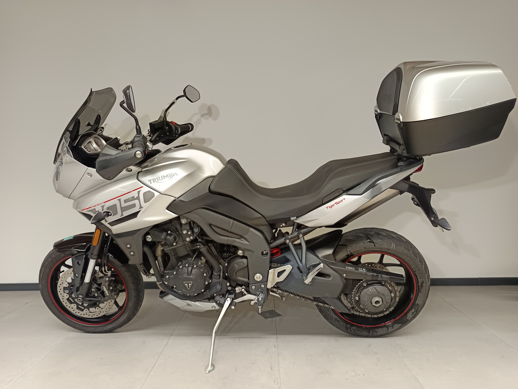 photo de TRIUMPH TIGER 1050 SPORT ABS 1050 occasion de couleur  en vente à Cabestany n°2