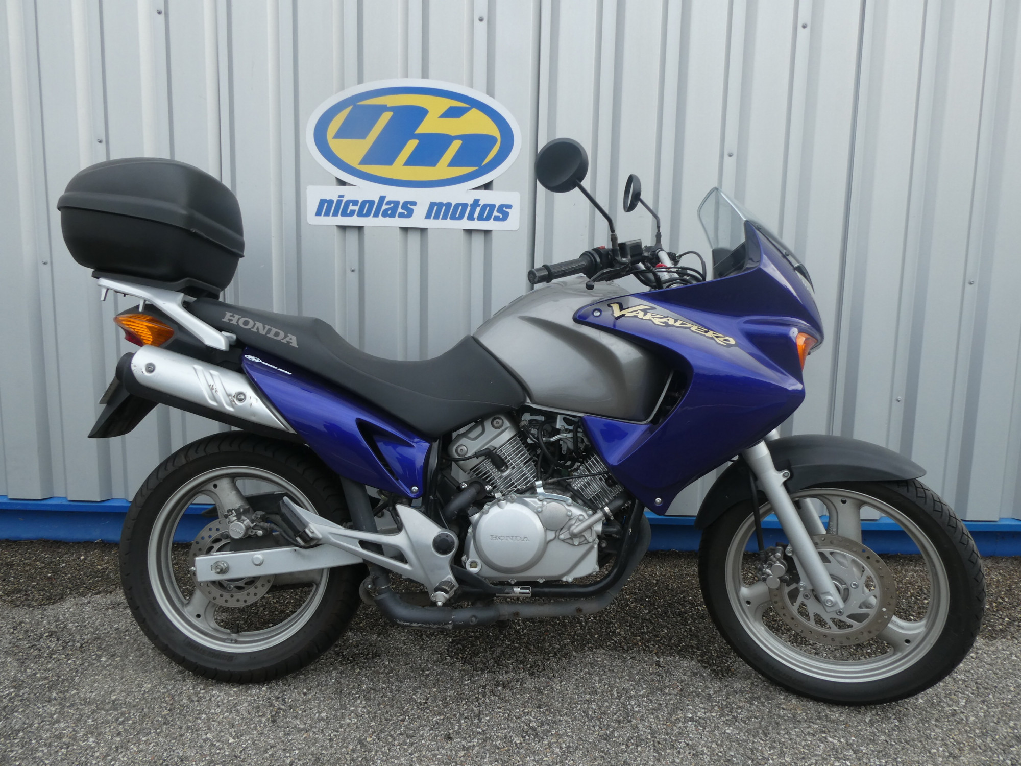 photo de HONDA VARADERO 125 125 occasion de couleur  en vente à Annonay n°3