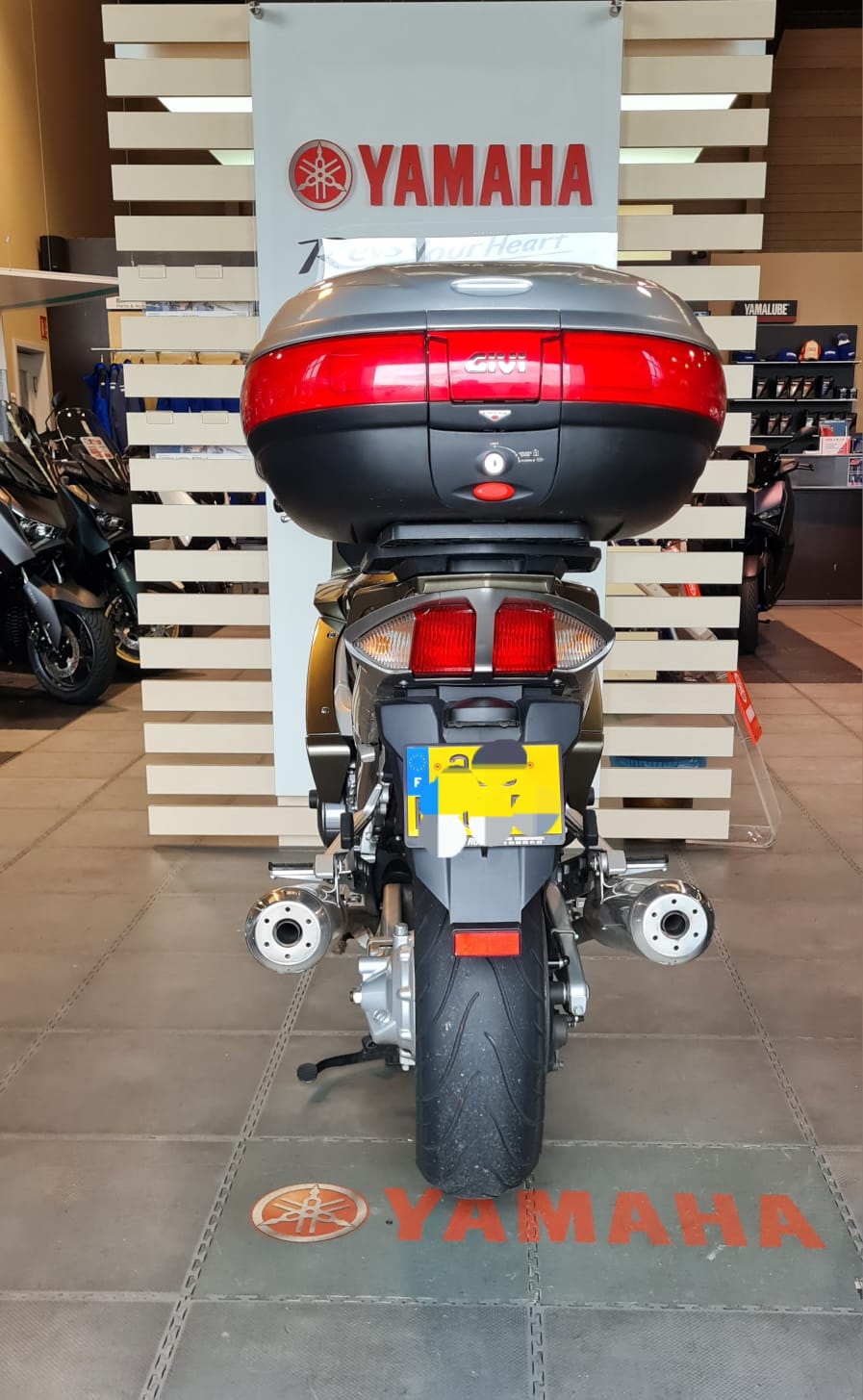 photo de YAMAHA FJR 1300A 1300 occasion de couleur  en vente à Sarreguemines n°2