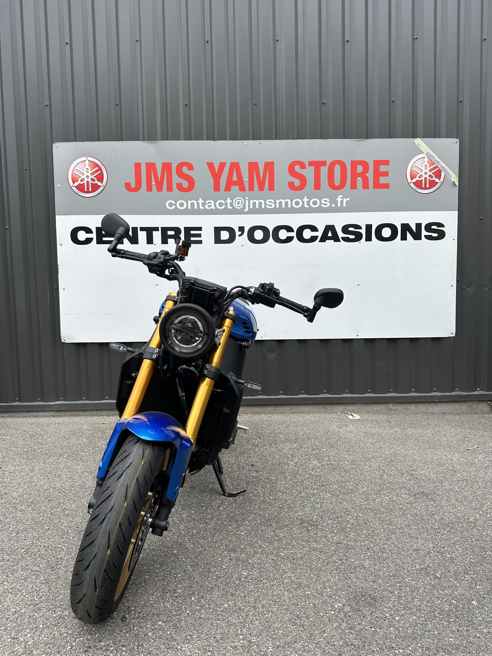 photo de YAMAHA XSR 900 850 occasion de couleur  en vente à Avignon n°3