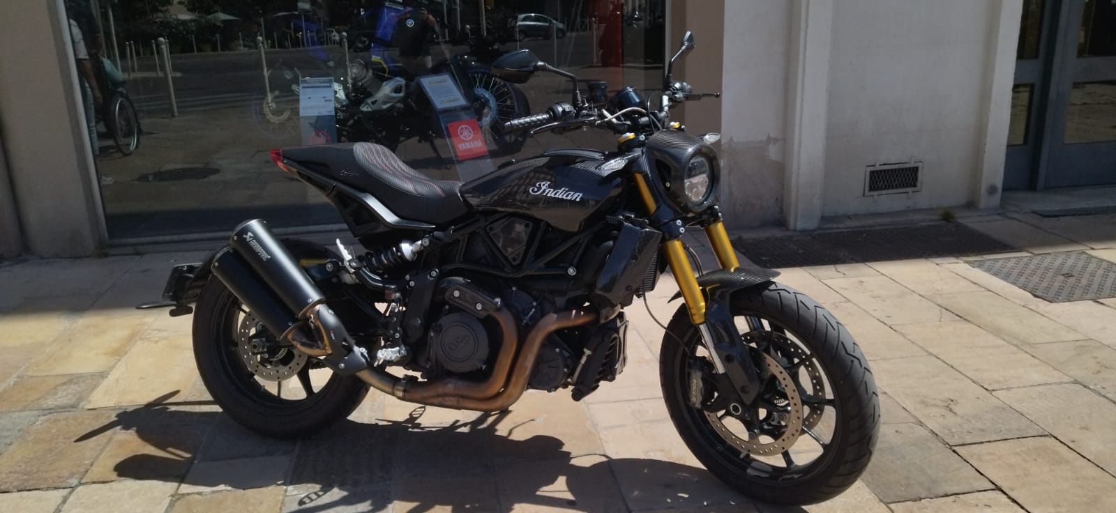 photo de INDIAN FTR 1200 CARBON 1200 occasion de couleur  en vente   Toulon