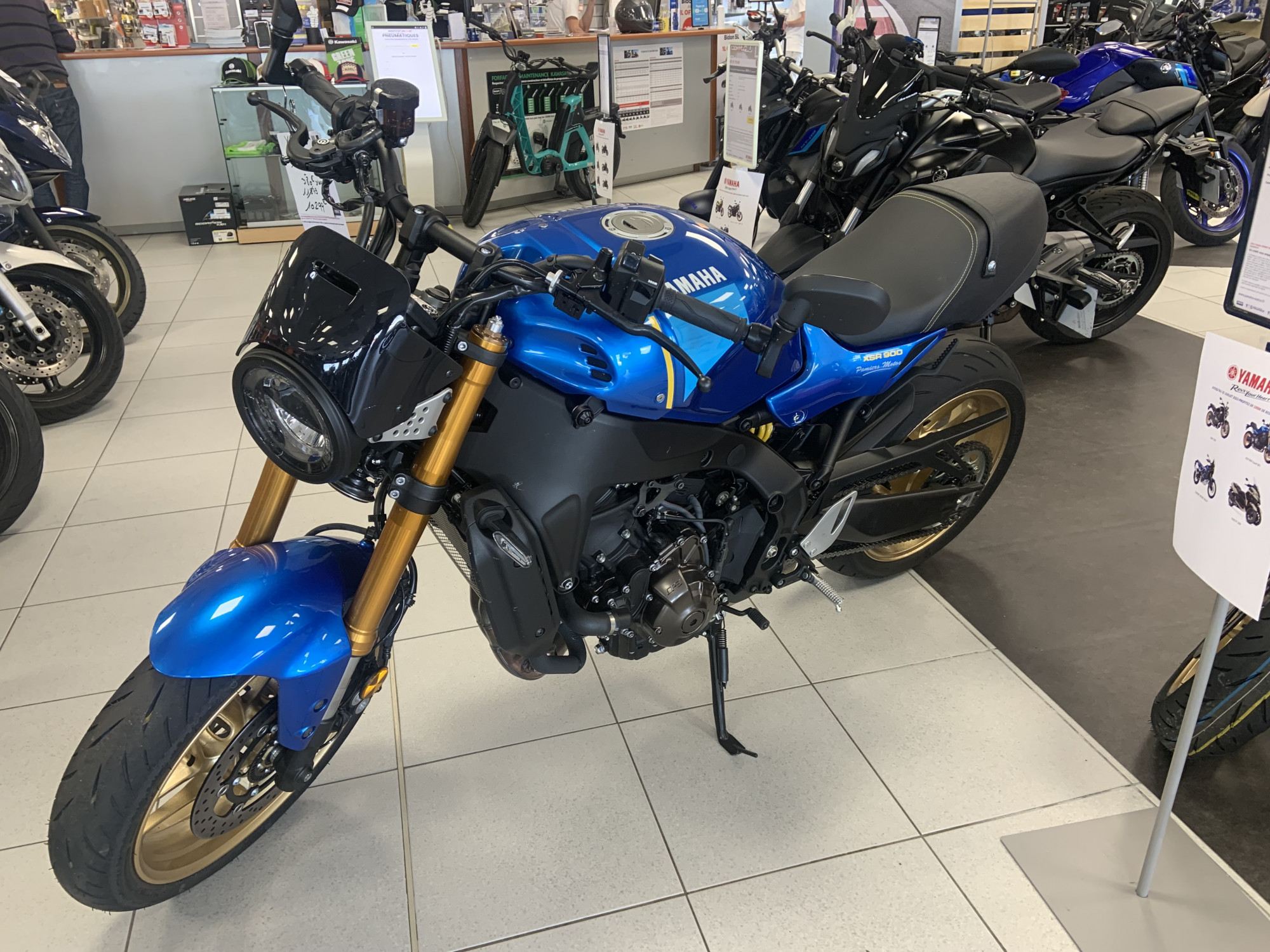 photo de YAMAHA XSR 900 850 occasion de couleur  en vente à Pamiers n°3