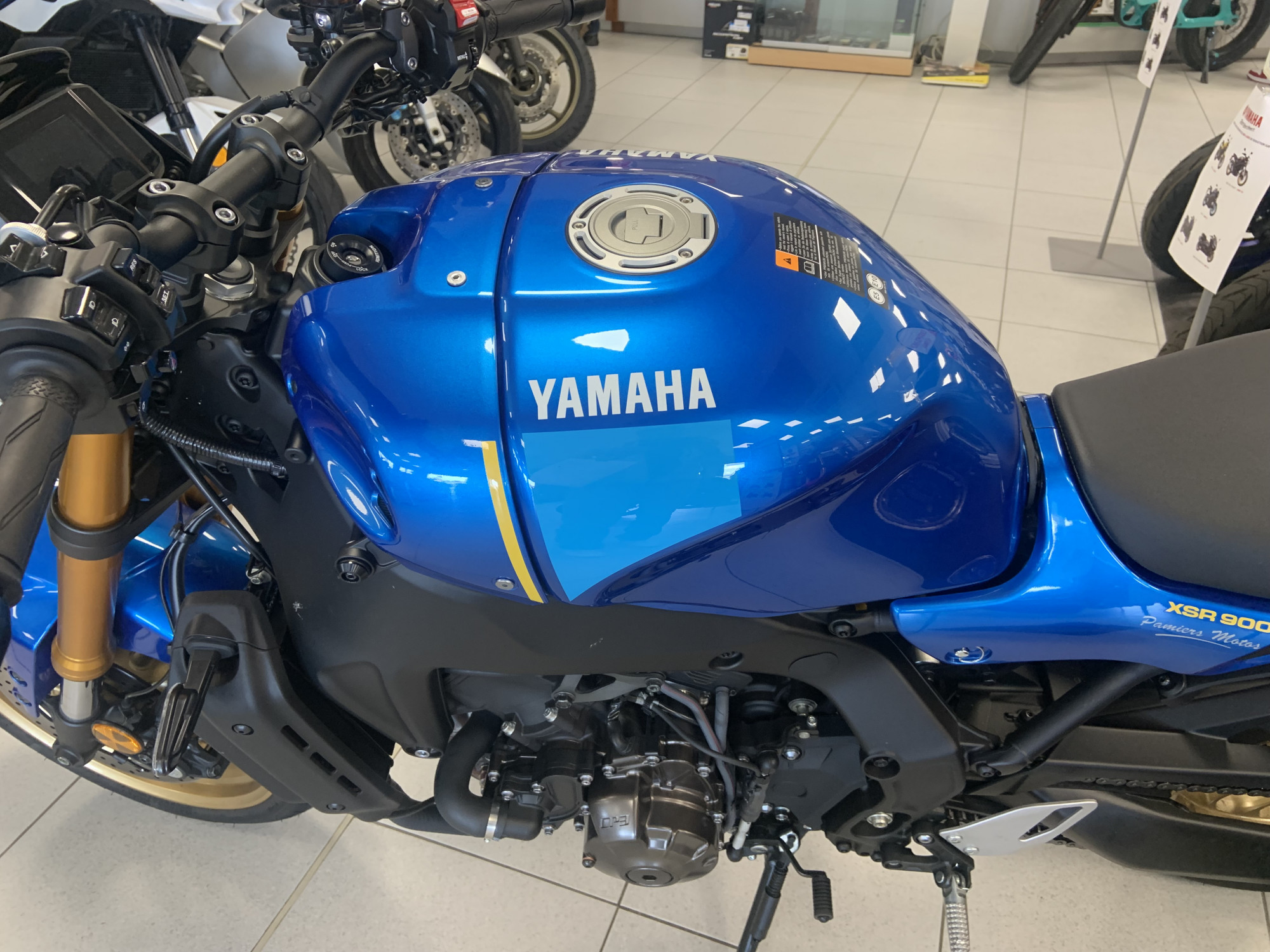 photo de YAMAHA XSR 900 850 occasion de couleur  en vente à Pamiers n°1