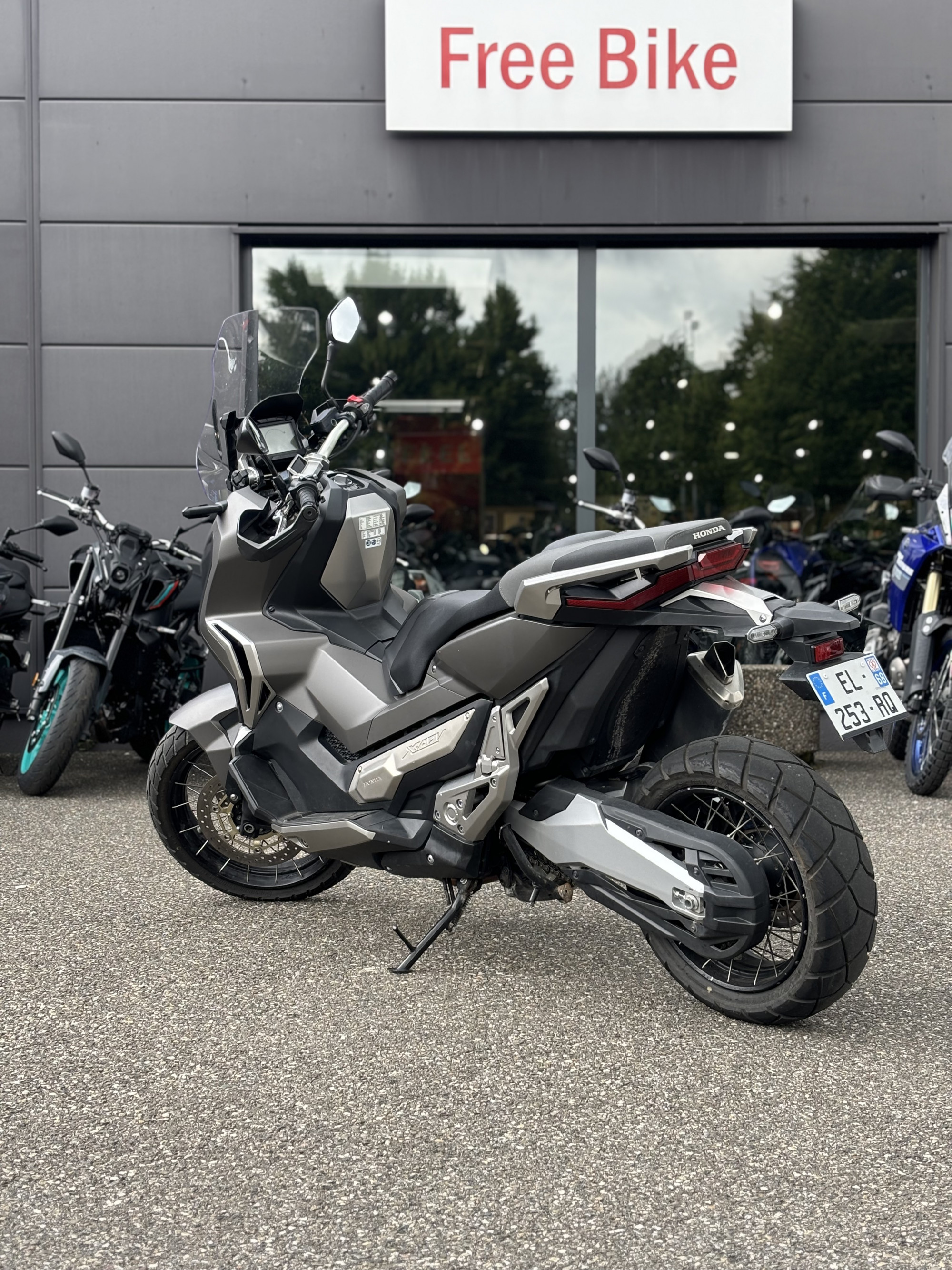 photo de HONDA X-ADV 750 occasion de couleur  en vente à Mulhouse n°3