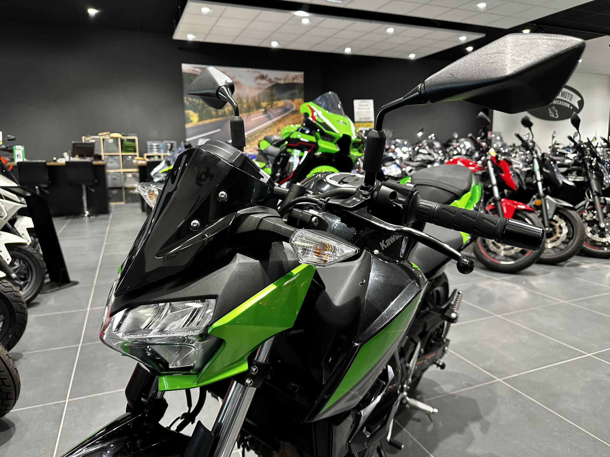 photo de KAWASAKI Z 400 400 occasion de couleur  en vente   Ploeren