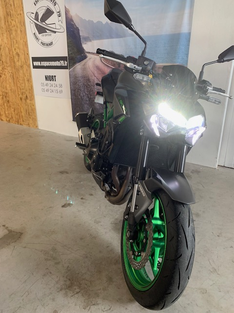 photo de KAWASAKI Z 900 900 occasion de couleur  en vente à Niort n°1