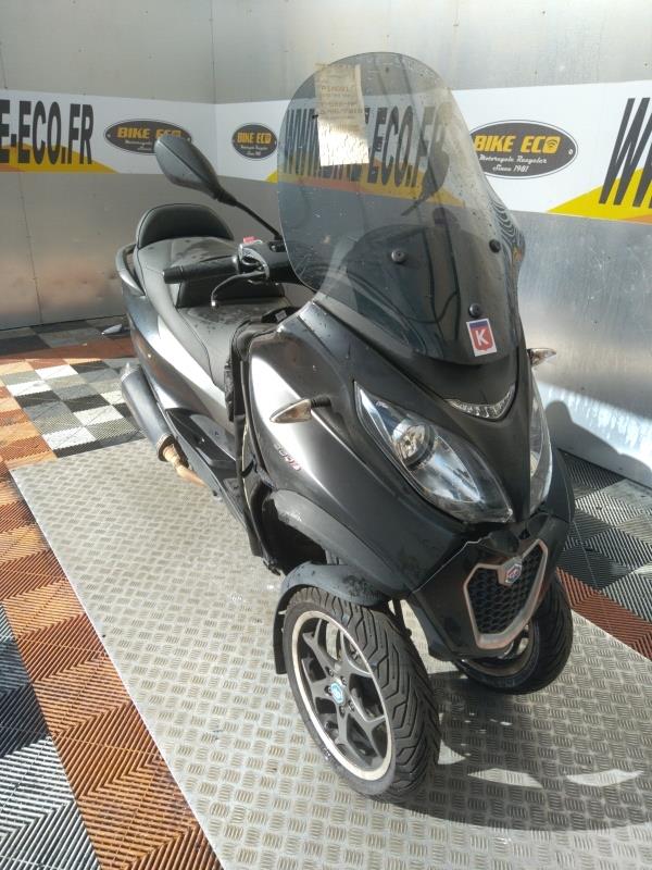 photo de PIAGGIO MP3 500 LT 500 occasion de couleur  en vente   Vitrolles