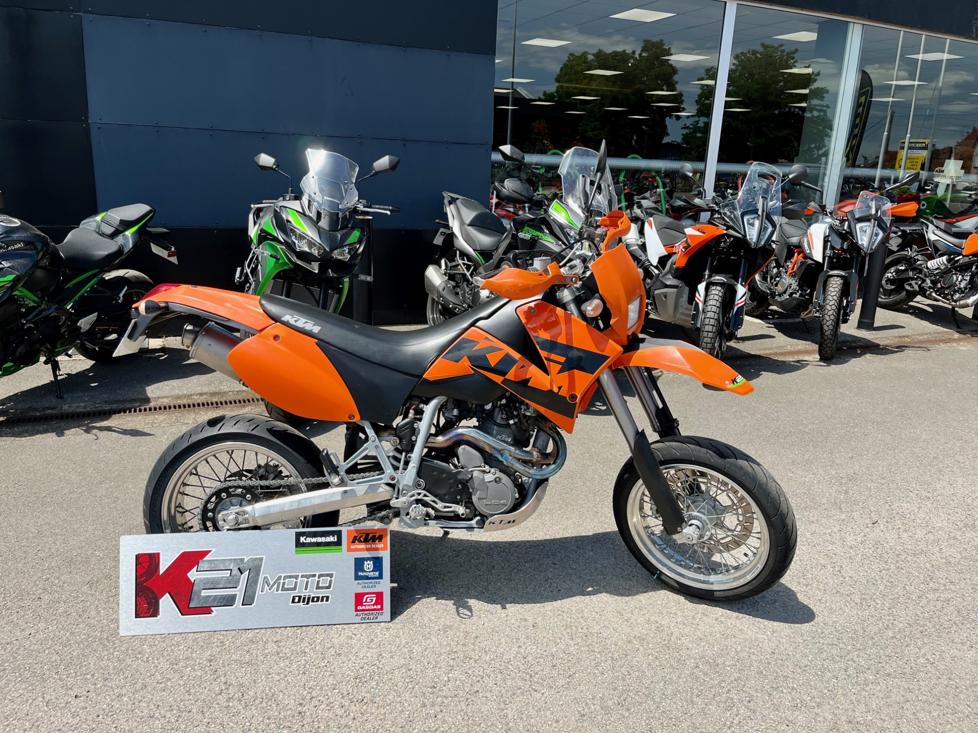 photo de KTM 640 SM PRESTIGE 640 occasion de couleur  en vente à Chenove n°3