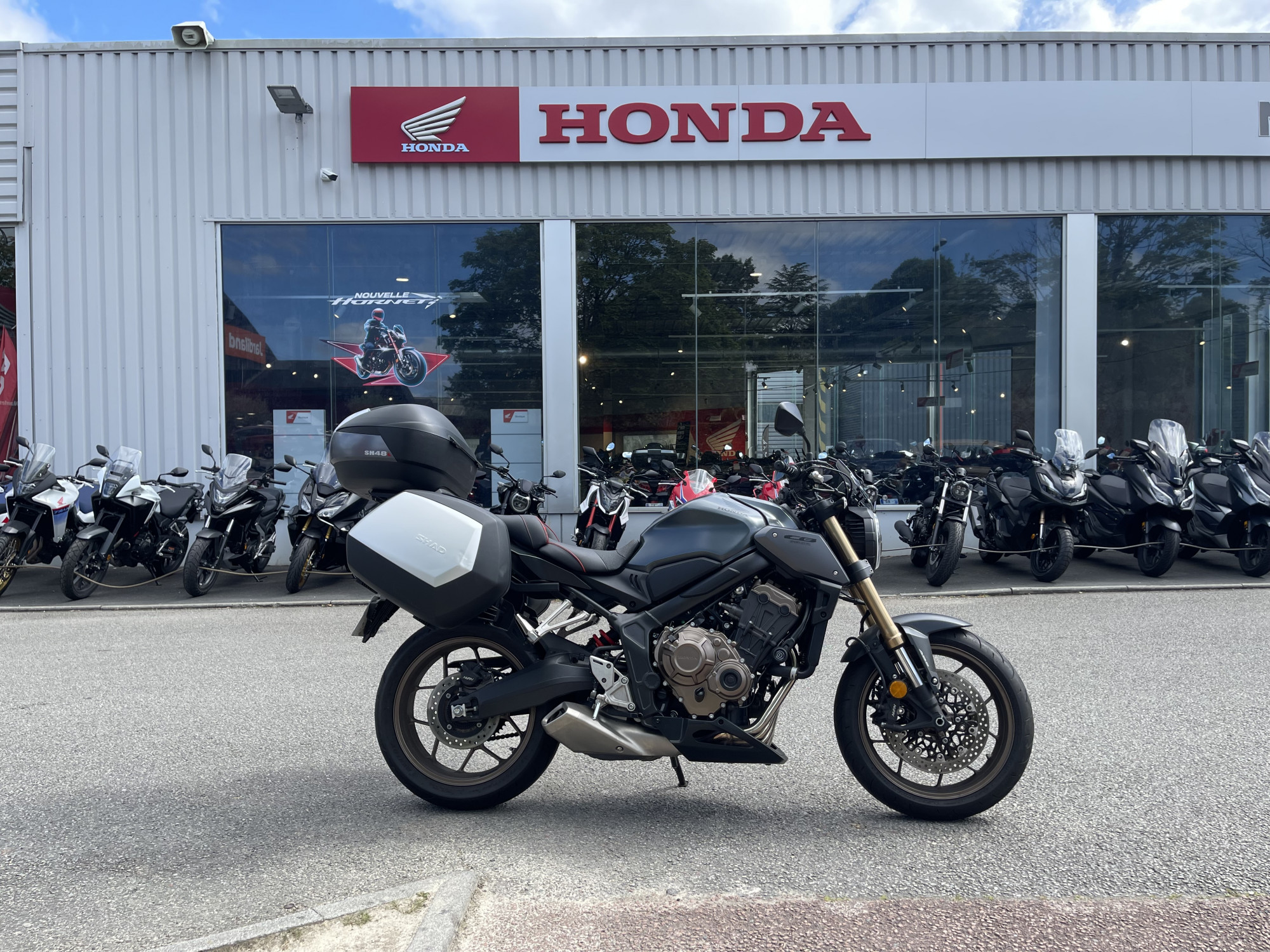 photo de HONDA CB650R 650 occasion de couleur  en vente à Orvault n°2