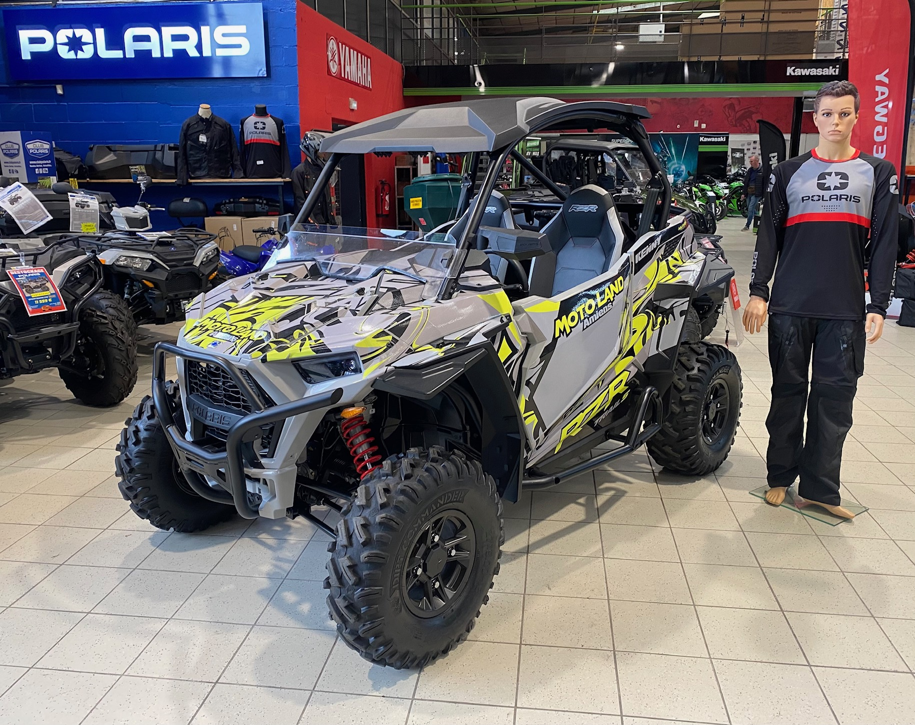 photo de POLARIS RZR TRAIL S 1000 1000 occasion de couleur  en vente à Rivery n°2