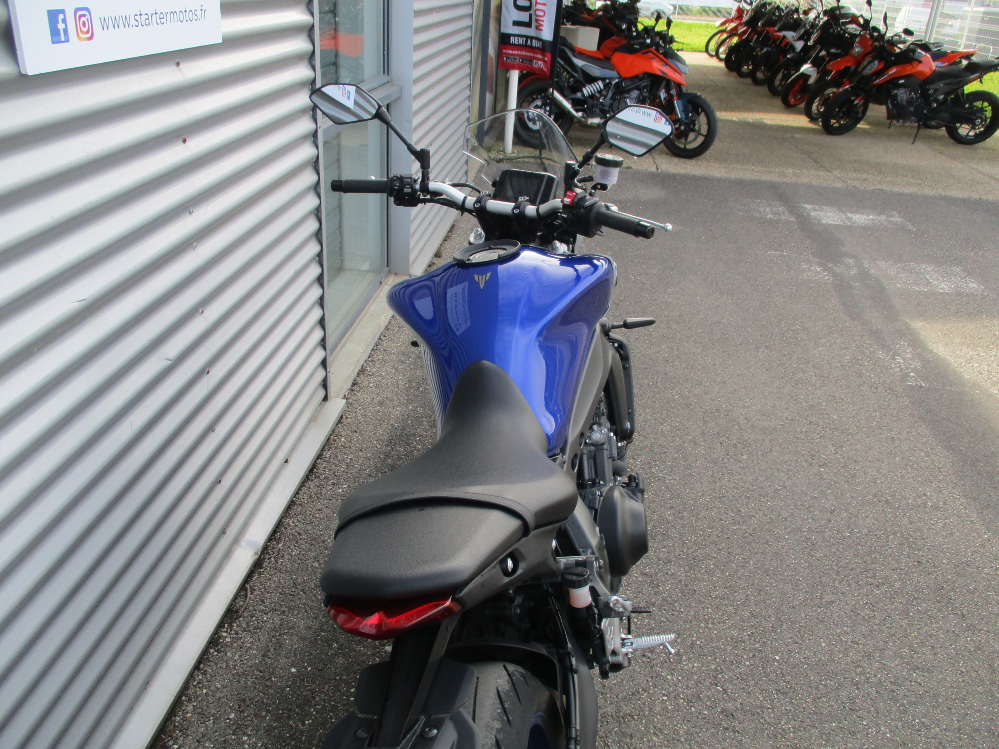 photo de YAMAHA MT-09 850 occasion de couleur  en vente à Varennes Les Macon n°2