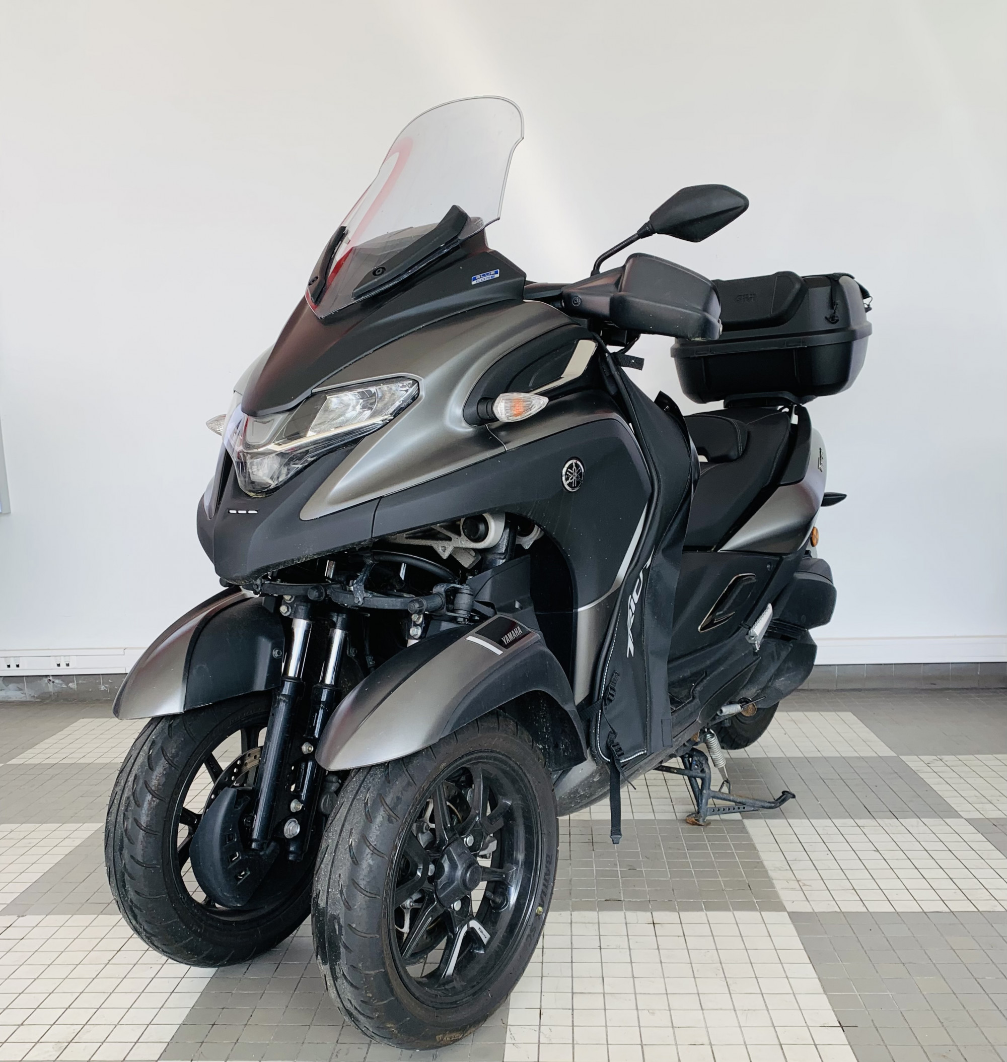 photo de YAMAHA TRICITY 300 300 occasion de couleur  en vente à Melun n°2