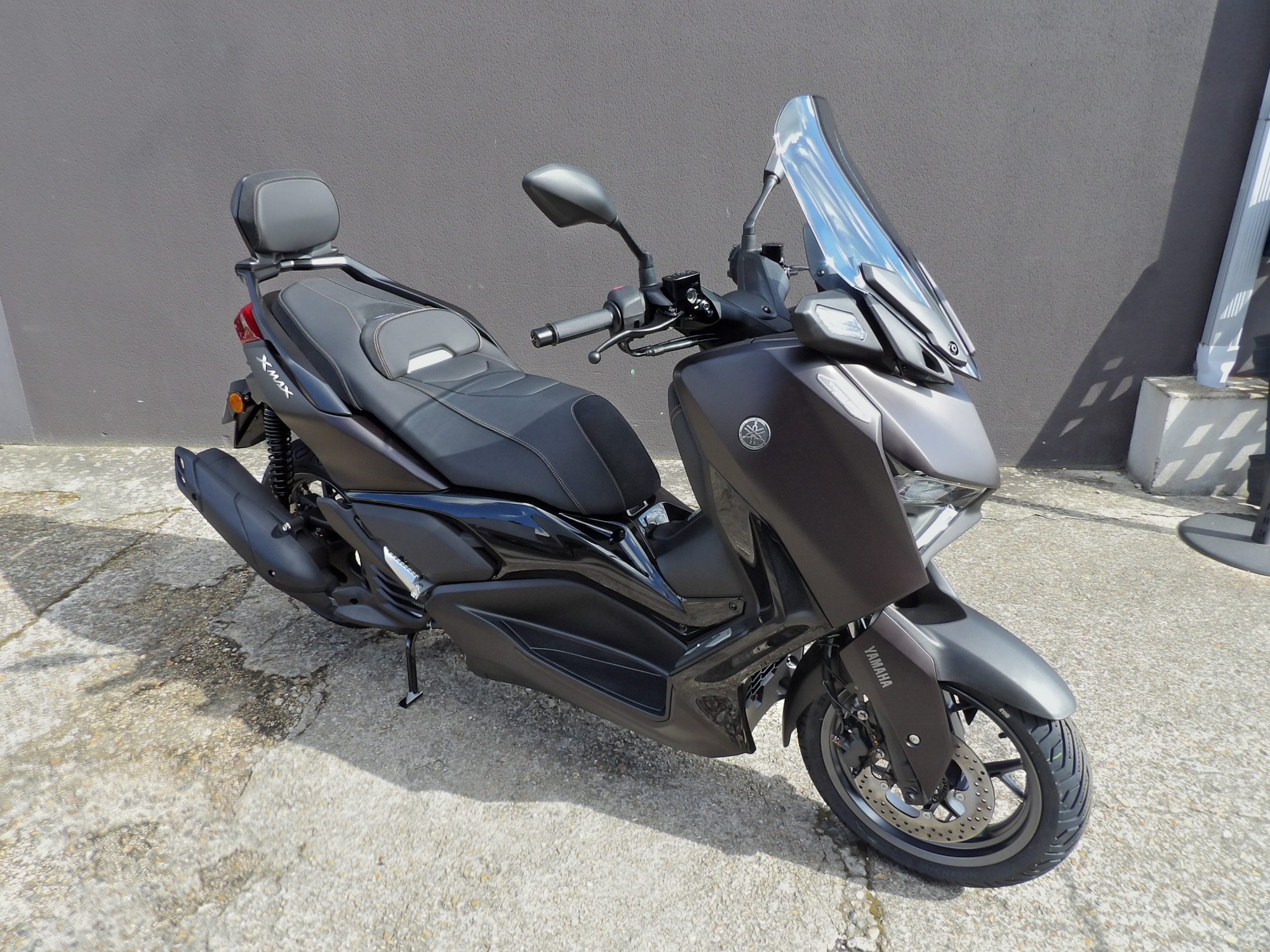 photo de YAMAHA X-MAX 125 TECH MAX 124 occasion de couleur  en vente à Villeneuve St Georges n°2