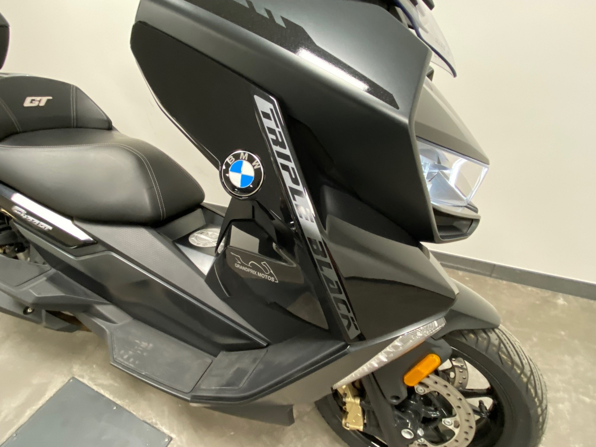 photo de BMW C 400 GT 350 occasion de couleur  en vente   Epagny