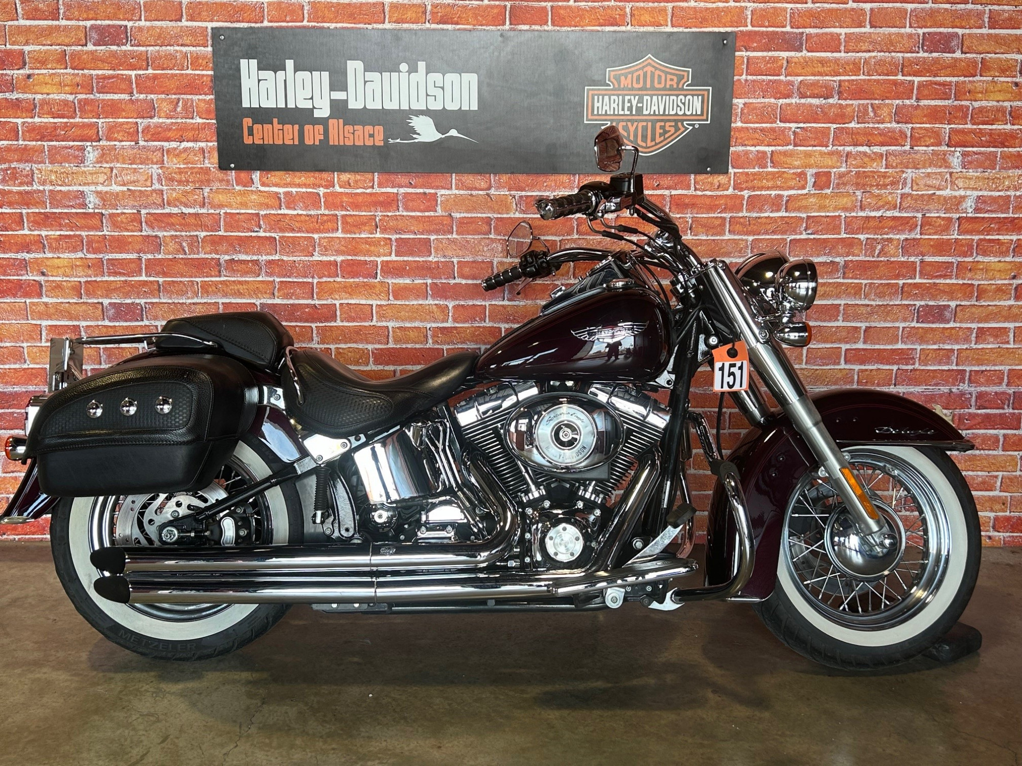 photo de HARLEY DAVIDSON SOFTAIL DELUXE 1450 1450 occasion de couleur  en vente à Fegersheim n°1