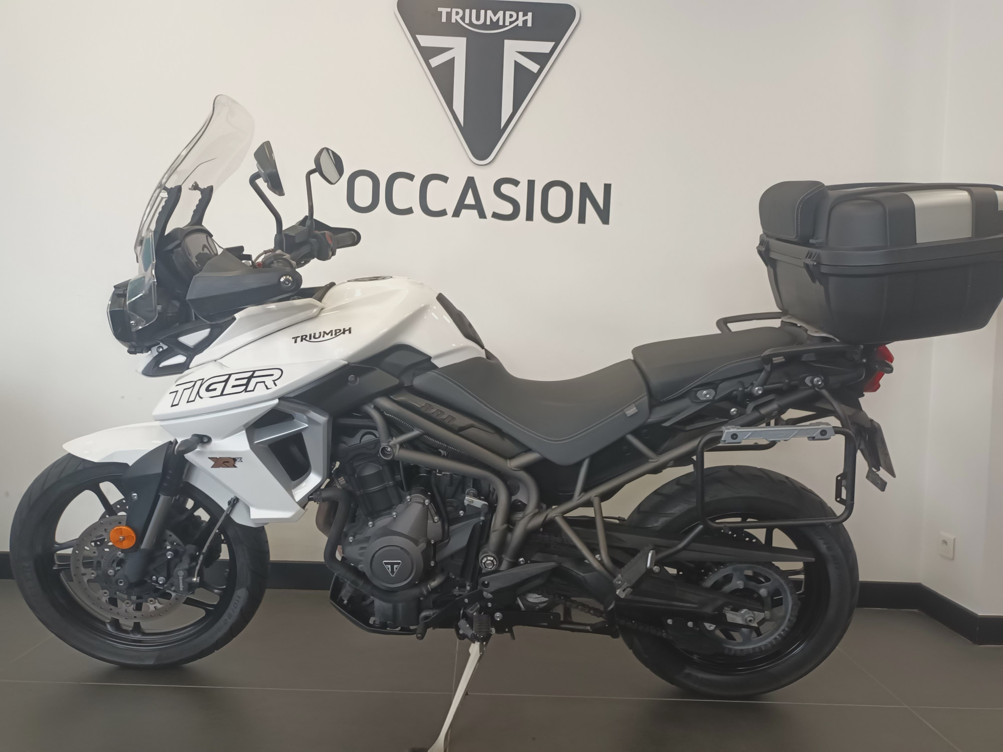 photo de TRIUMPH TIGER 800 XRX 800 occasion de couleur  en vente à Le Kremlin Bicetre n°2