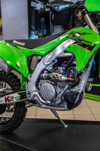 photo de KAWASAKI KX250F ENDURO 250 occasion de couleur  en vente à Chenove n°3