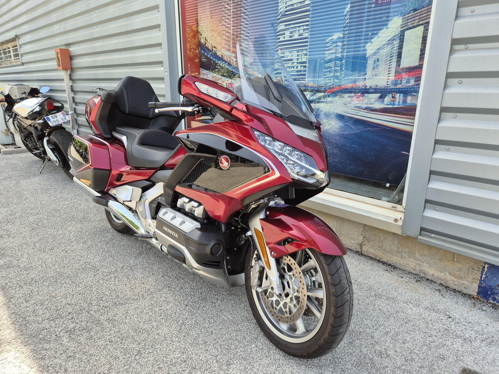 photo de HONDA GL 1800 GOLDWING DCT 1800 occasion de couleur  en vente à Montpellier n°2