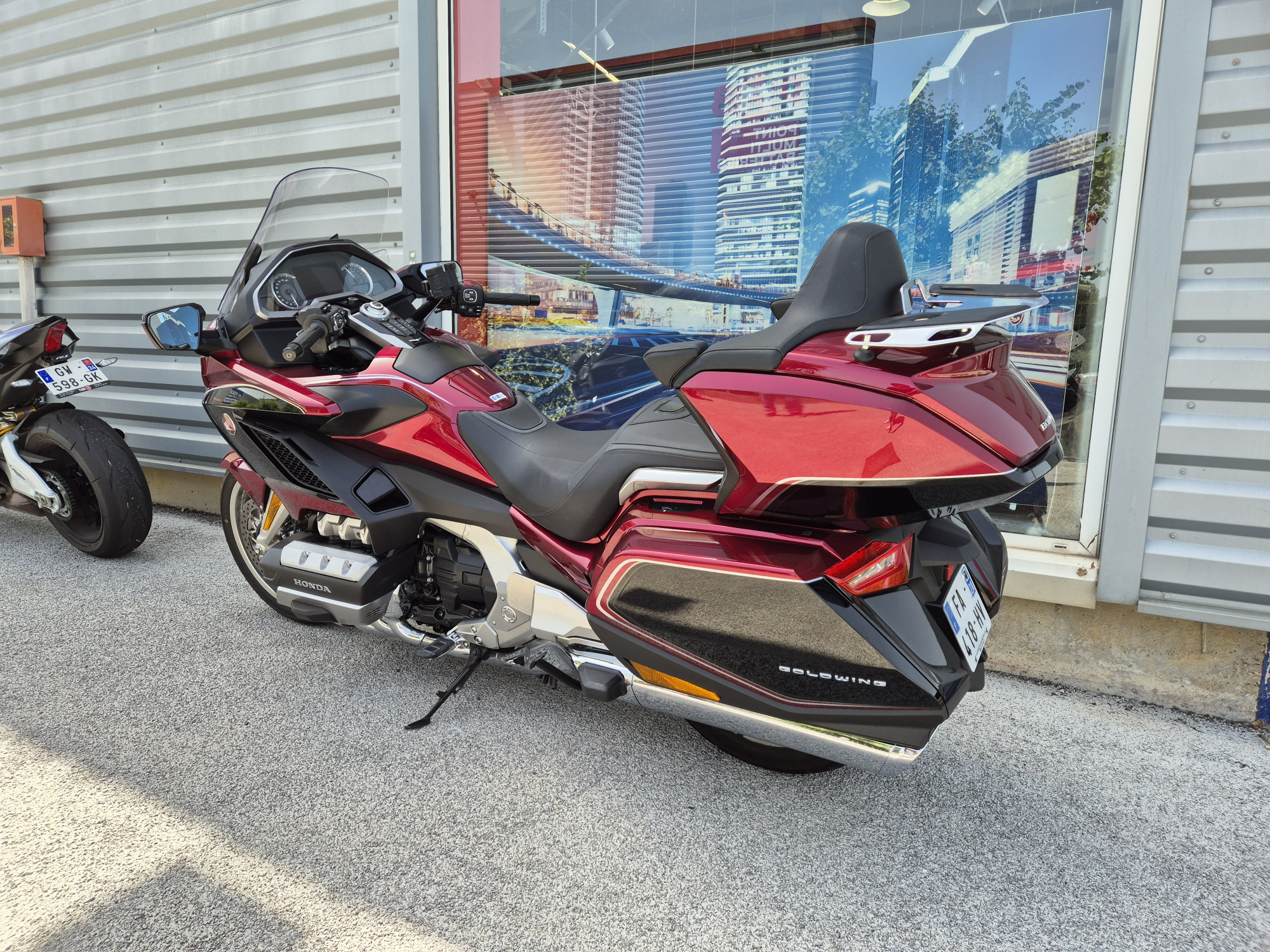 photo de HONDA GL 1800 GOLDWING DCT 1800 occasion de couleur  en vente à Montpellier n°3