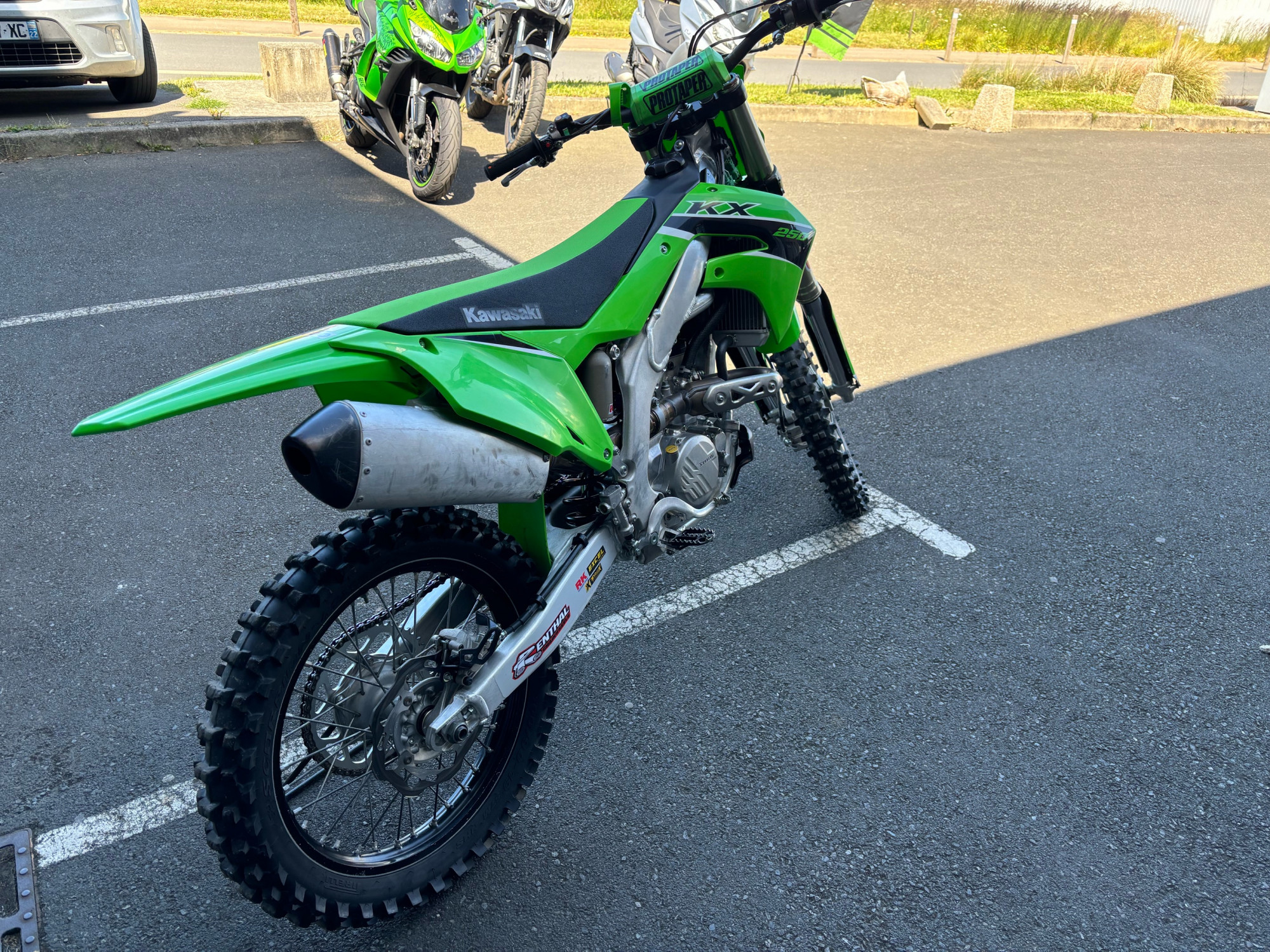 photo de KAWASAKI KX250F CROSS 250 occasion de couleur  en vente à Tregueux n°1