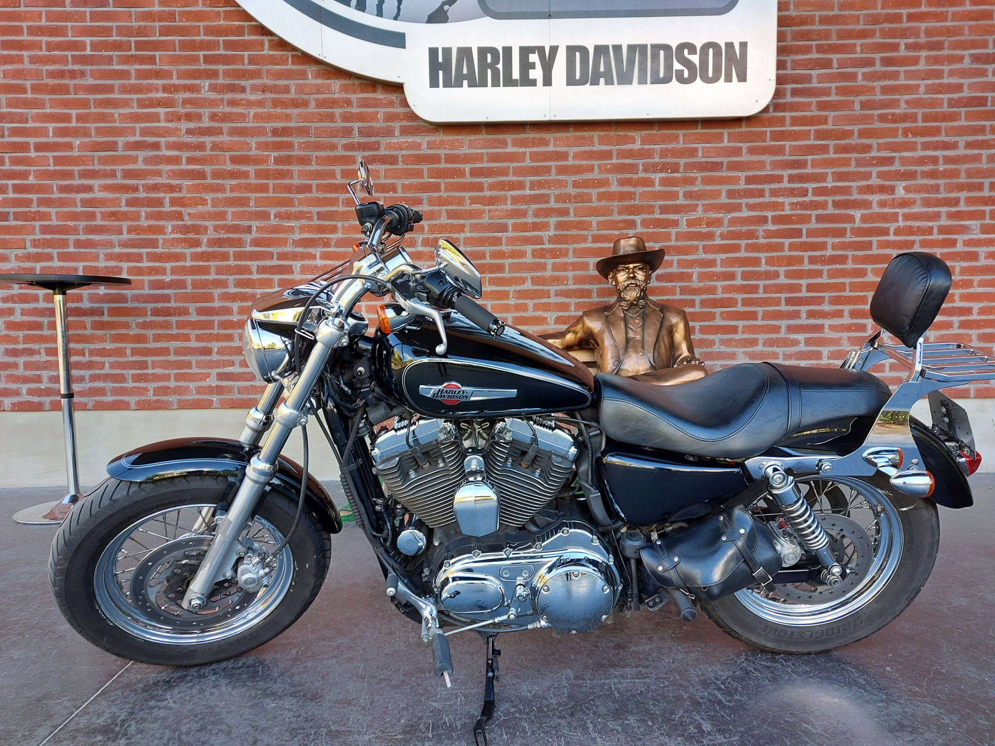 photo de HARLEY DAVIDSON SPORTSTER CUSTOM 1200 CA 1200 occasion de couleur  en vente à Villiers Sur Marne n°1