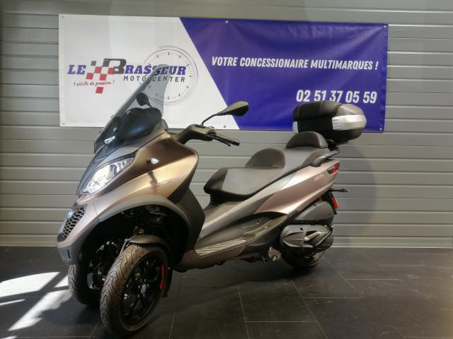 photo de PIAGGIO MP3 500 500 occasion de couleur  en vente à La Roche Sur Yon n°1