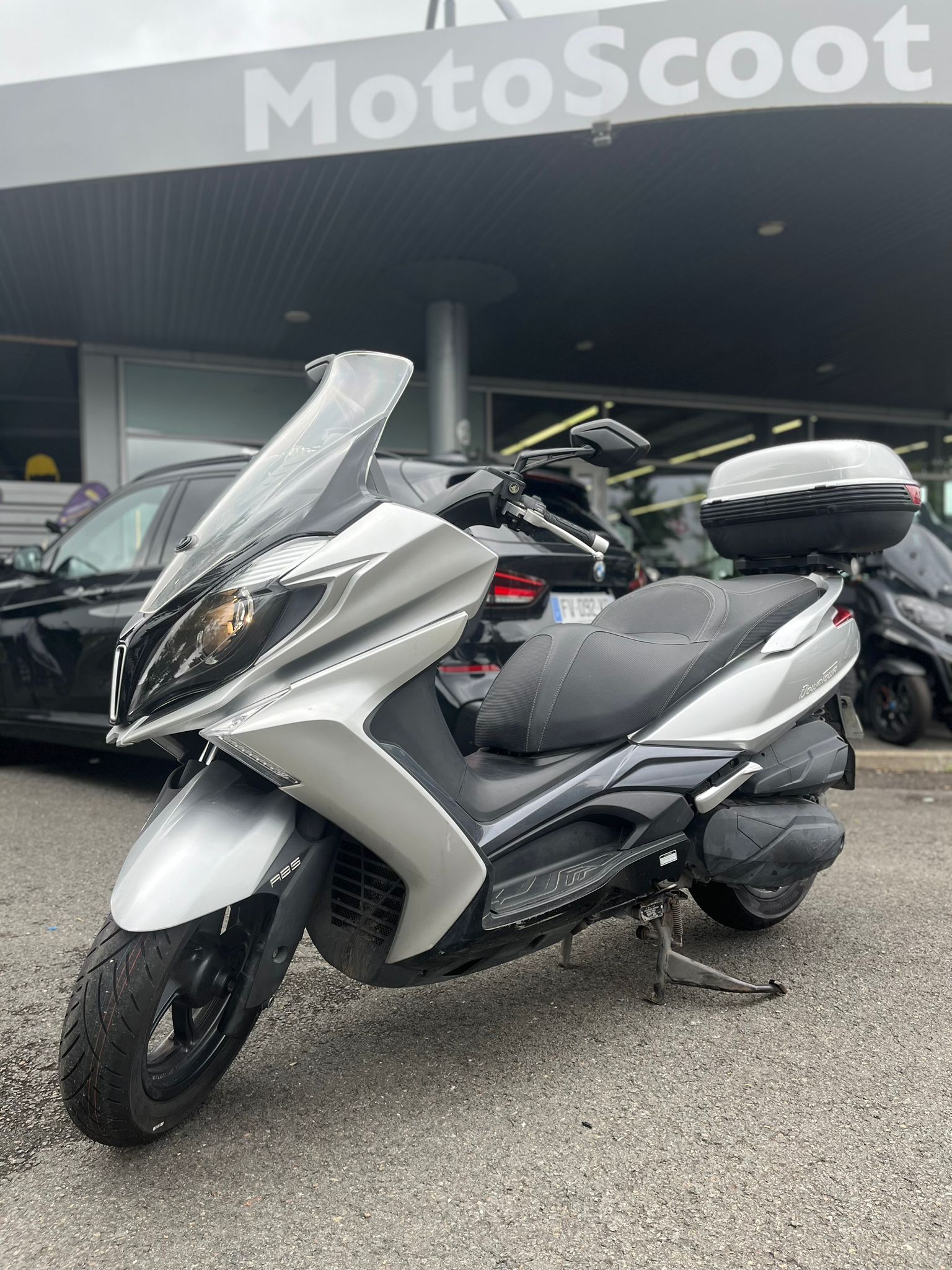 photo de KYMCO DOWNTOWN 350 ABS 350 occasion de couleur  en vente à Bordeaux n°2