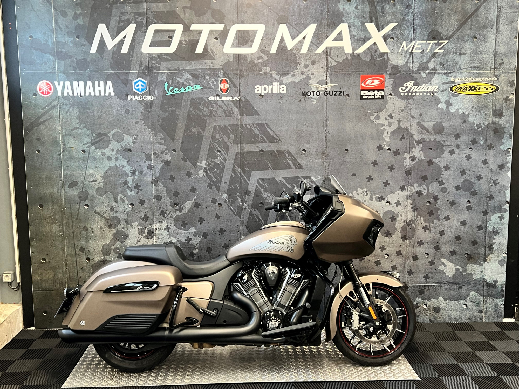 Annonce moto Indian Challenger DarkHorse