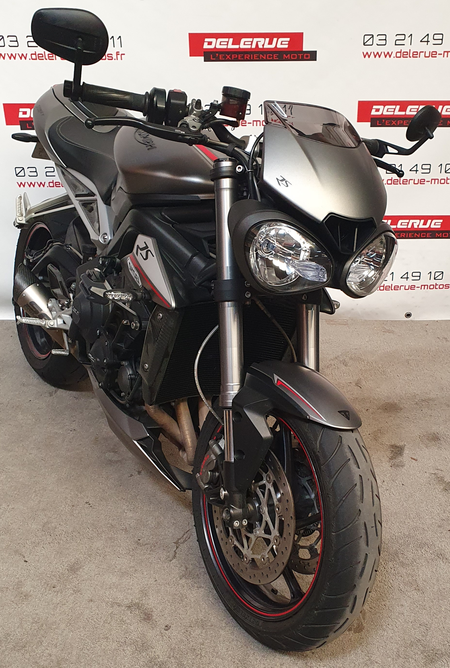 photo de TRIUMPH STREET TRIPLE 765 RS 765 occasion de couleur  en vente à Noyelles Sous Lens n°2