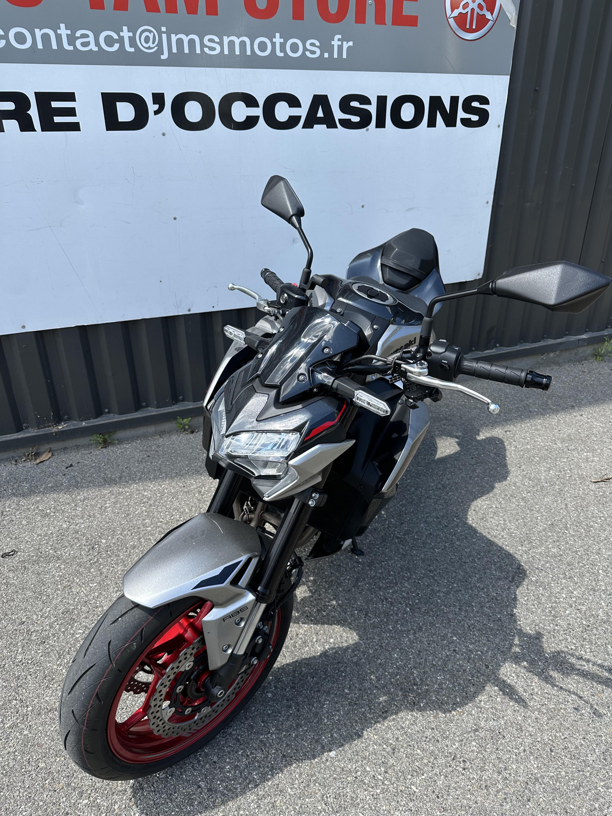 photo de KAWASAKI Z 900 900 occasion de couleur  en vente   Avignon