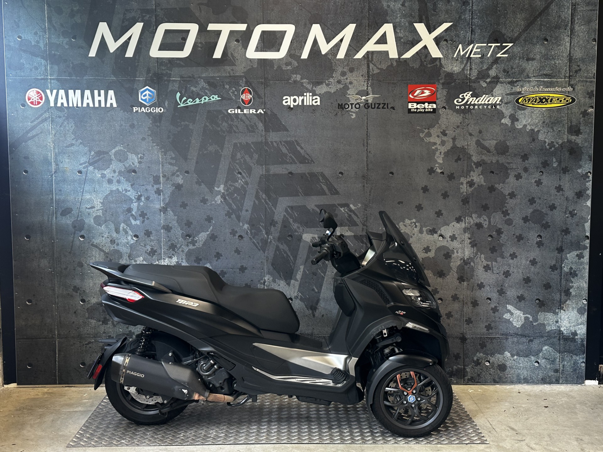 photo de PIAGGIO MP3 530 HPE EXCLUSIVE 530 occasion de couleur  en vente à Woippy n°1