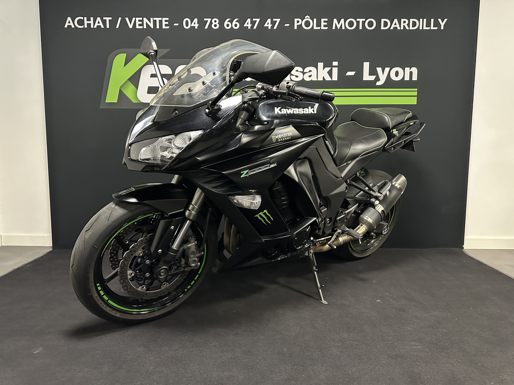 photo de KAWASAKI Z1000 1000 occasion de couleur  en vente à Dardilly n°3