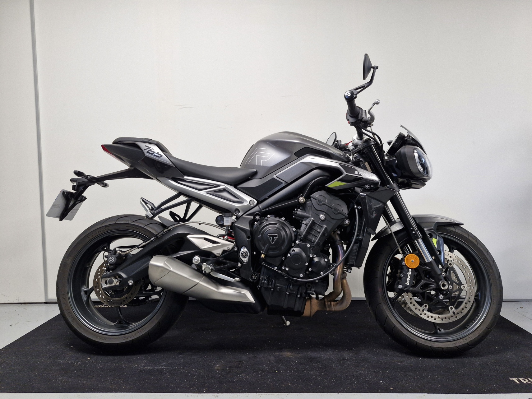 photo de TRIUMPH STREET TRIPLE 765 R 765 occasion de couleur  en vente à Coignieres n°2