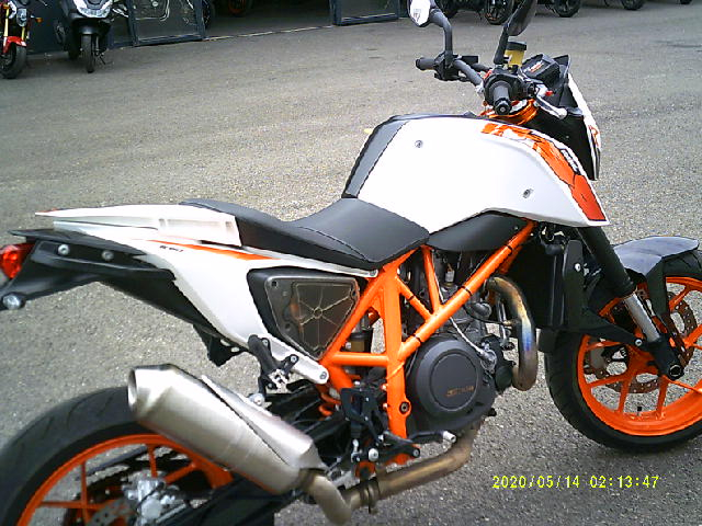 photo de KTM 690 DUKE R 690 occasion de couleur  en vente à Arles n°2