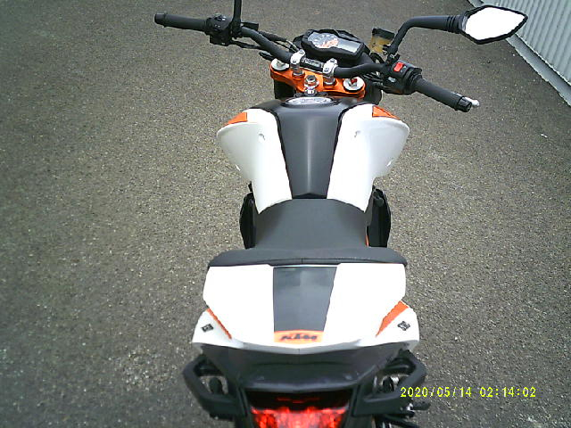 photo de KTM 690 DUKE R 690 occasion de couleur  en vente   Arles