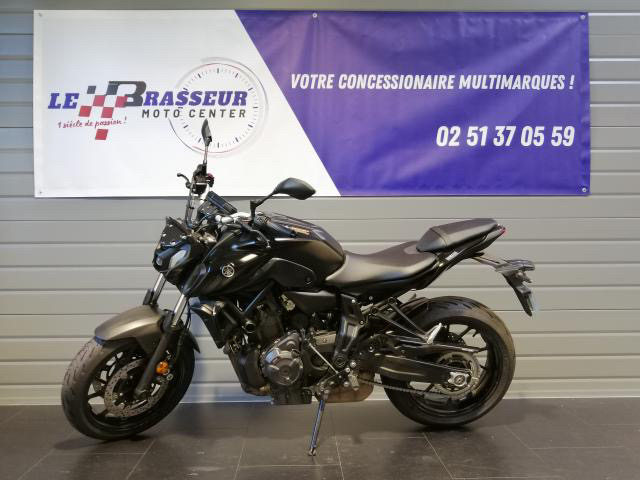 photo de YAMAHA MT-07 689 occasion de couleur  en vente à La Roche Sur Yon n°1