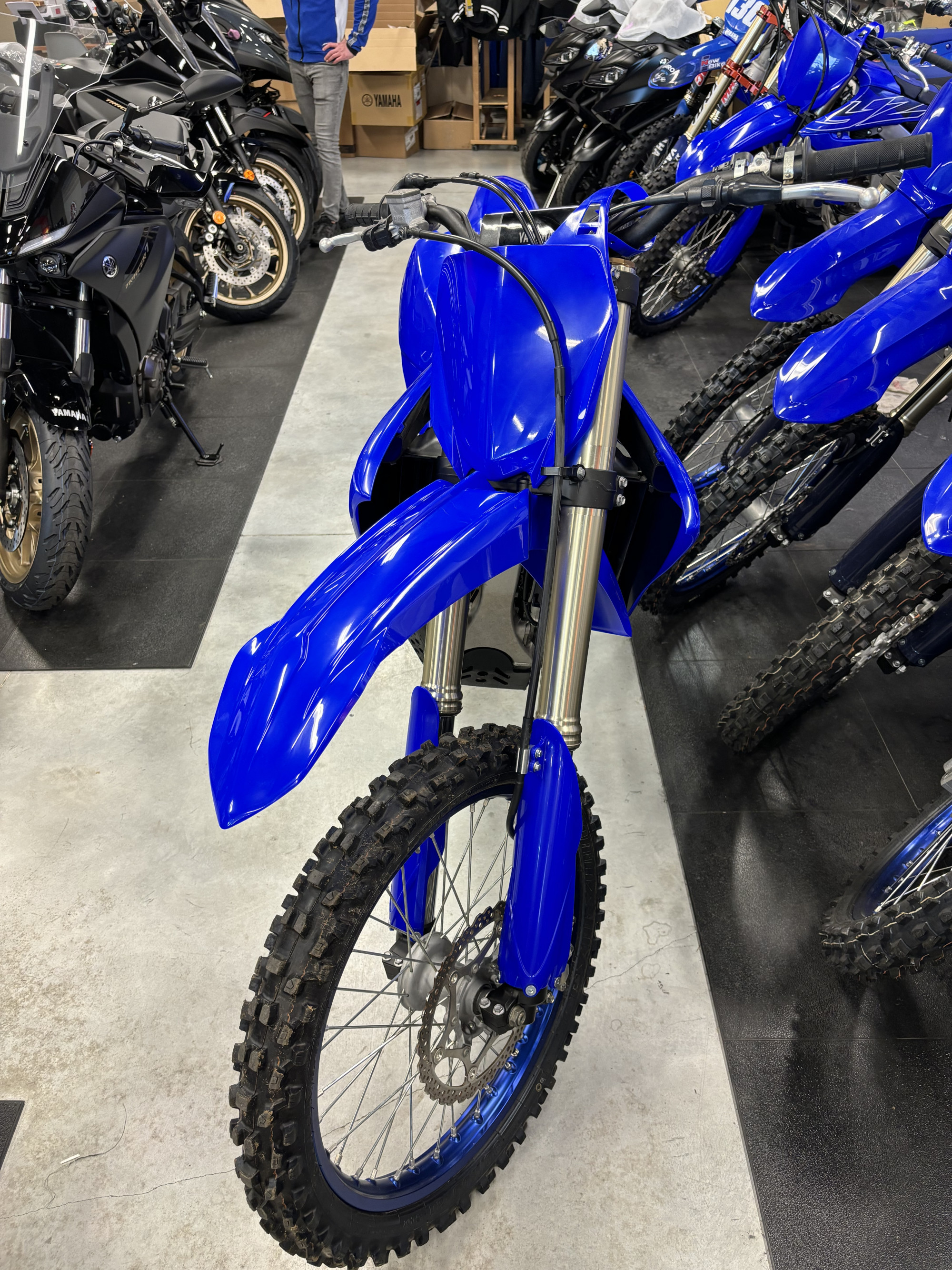 photo de YAMAHA YZ 250 occasion de couleur  en vente à Sete n°3