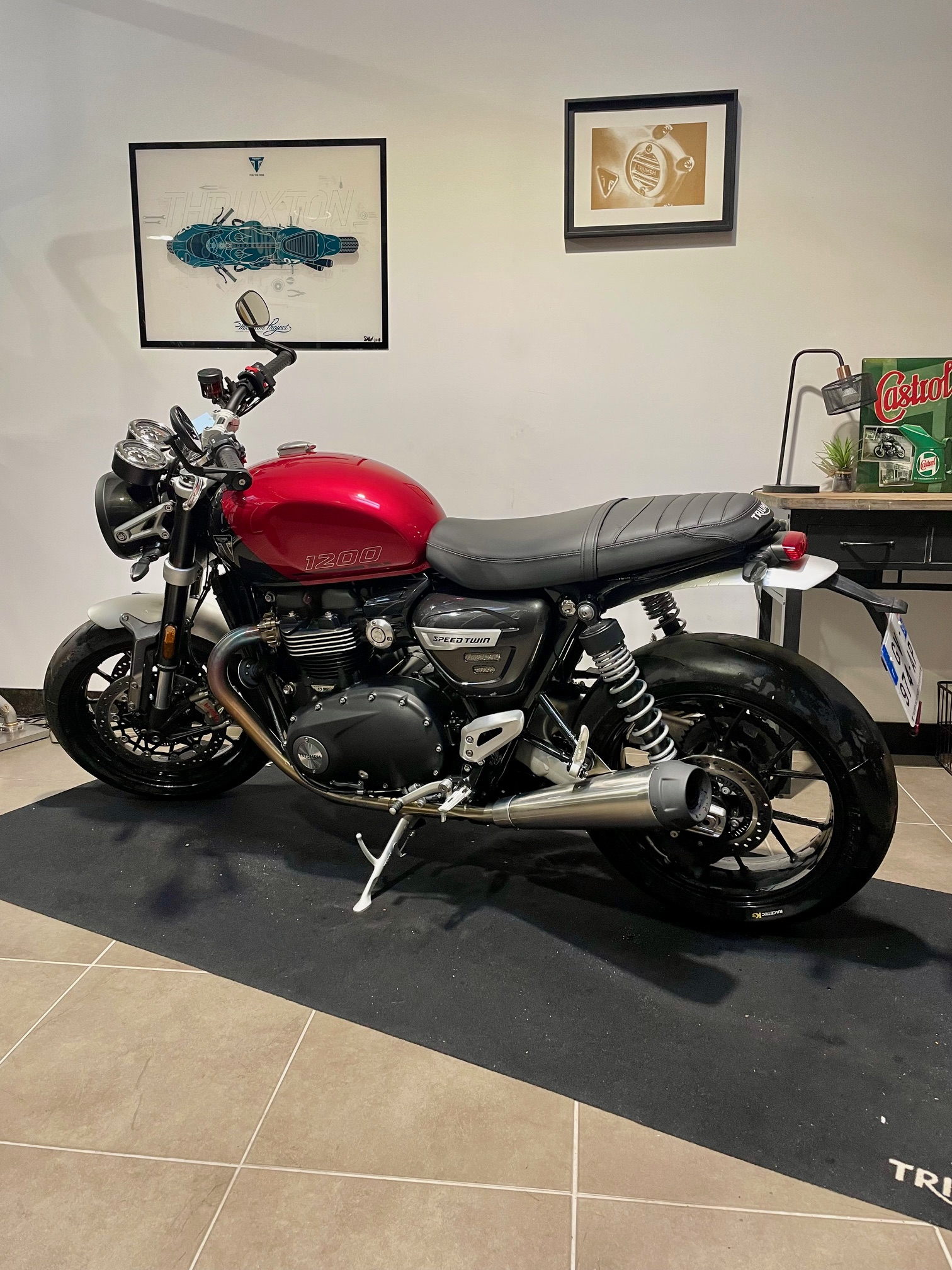 photo de TRIUMPH SPEED TWIN 1200 1200 occasion de couleur  en vente à Montlhery n°2