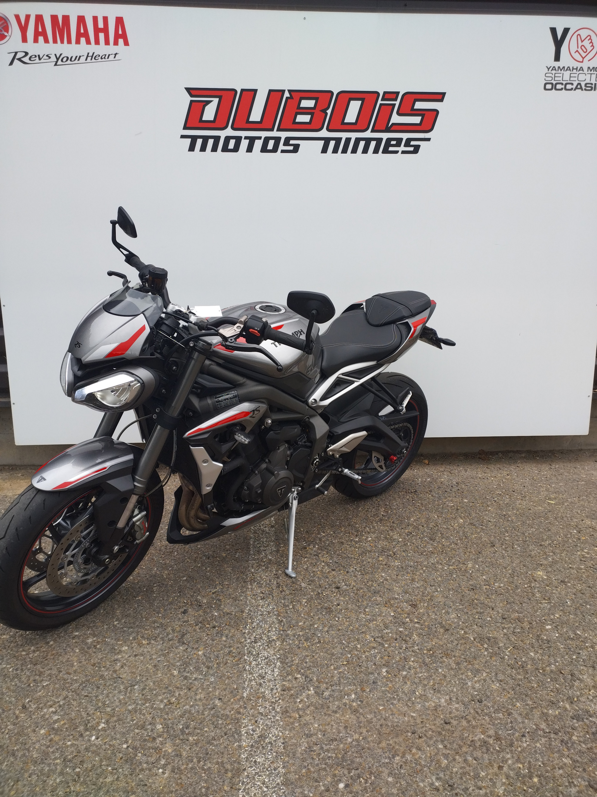 photo de TRIUMPH STREET TRIPLE 765 RS 765 occasion de couleur  en vente à Nimes n°2