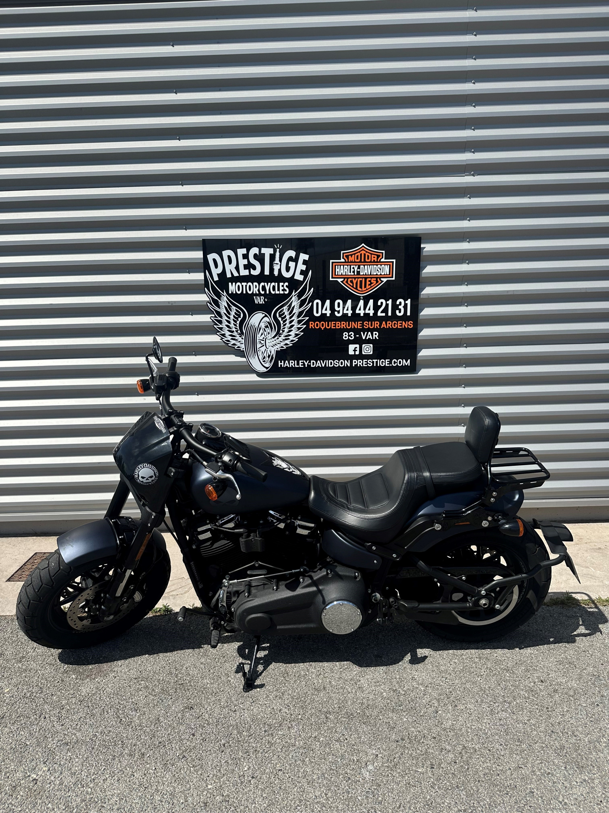 photo de HARLEY DAVIDSON SOFTAIL FAT BOB 1745 1745 occasion de couleur  en vente à Roquebrune Sur Argens n°3