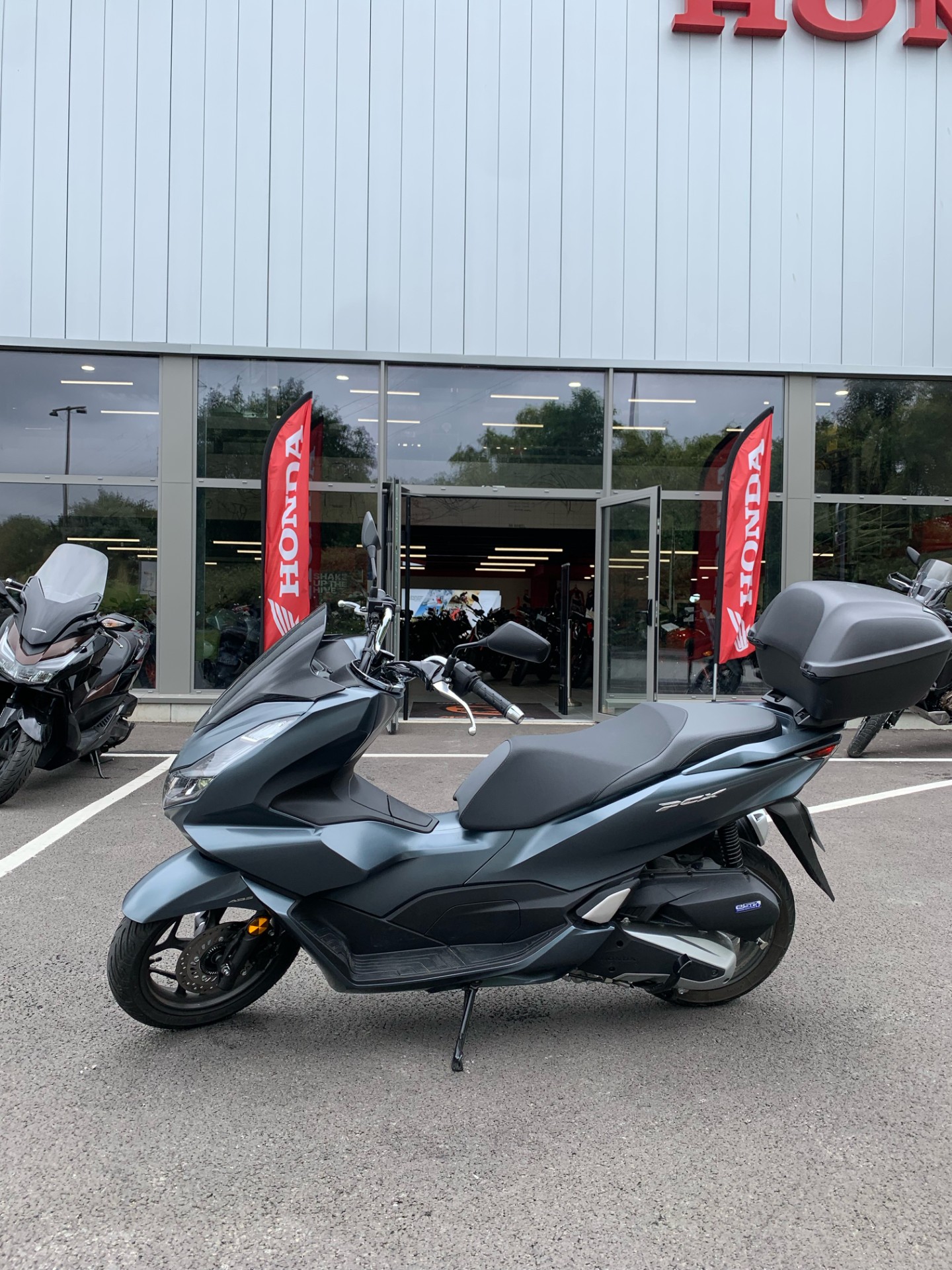 photo de HONDA PCX 125 occasion de couleur  en vente à Dunkerque n°2