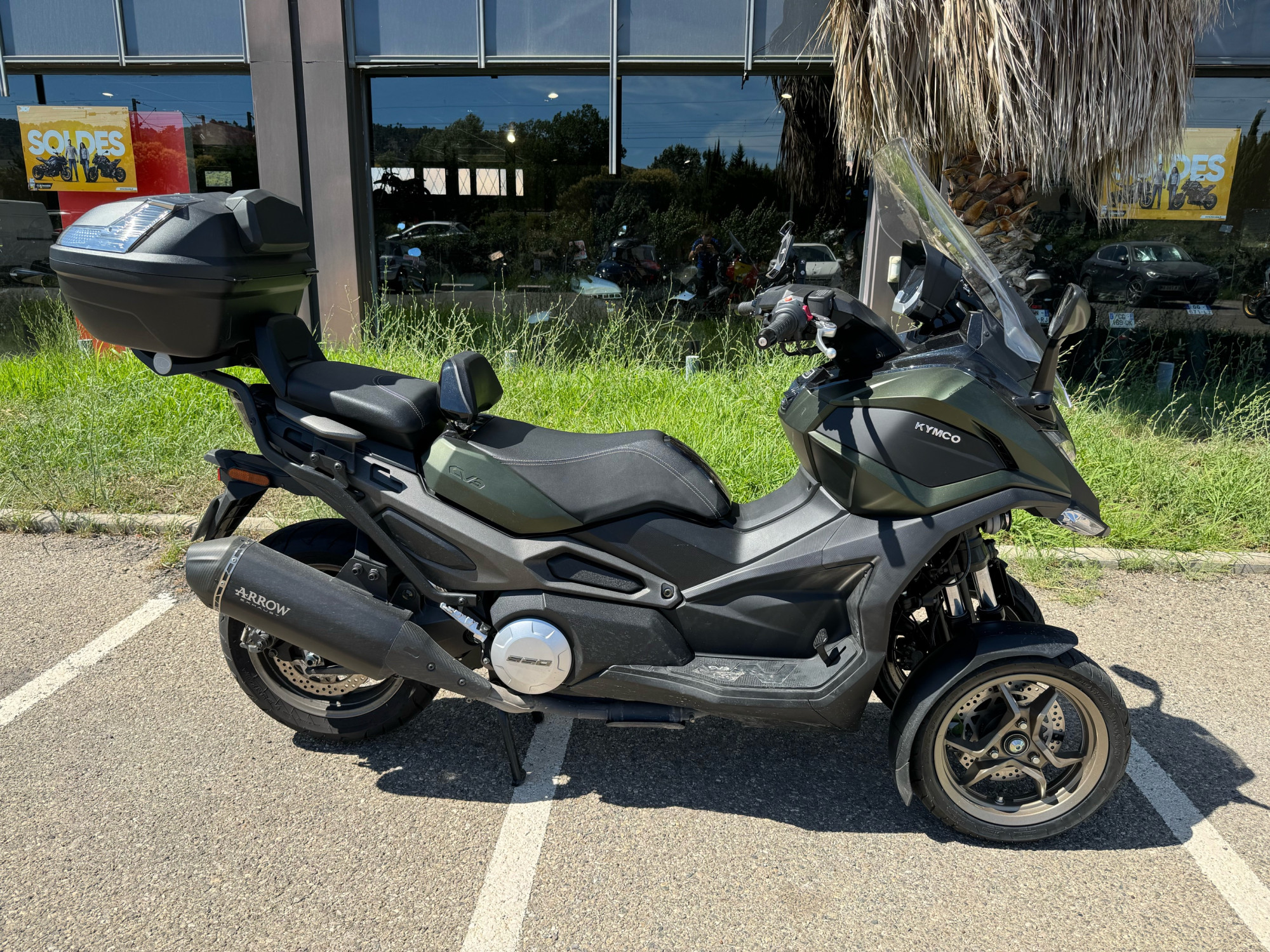 photo de KYMCO DOWNTOWN 350 ABS 350 occasion de couleur  en vente à Aubagne n°2