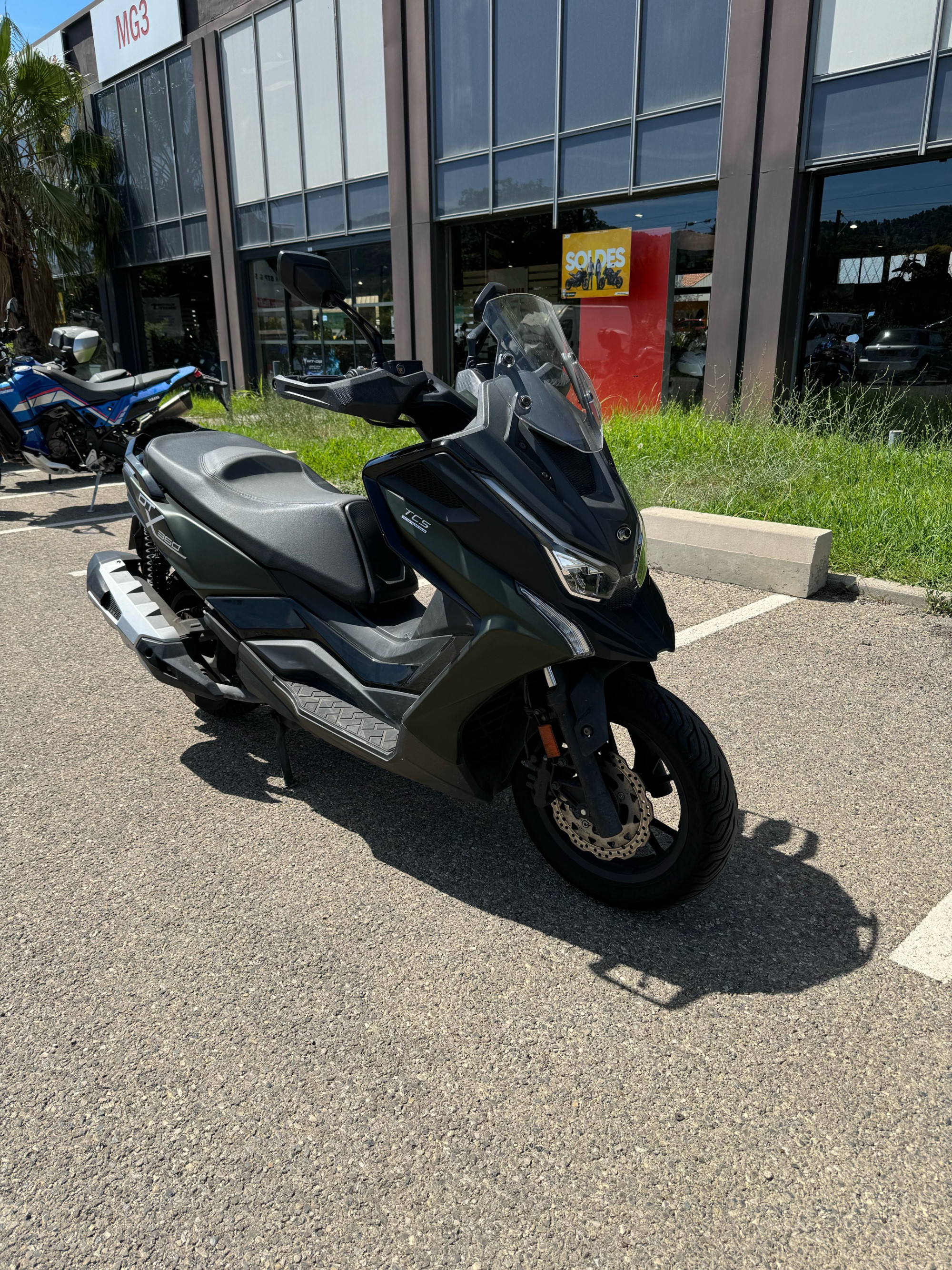 photo de KYMCO DOWNTOWN 350 ABS 350 occasion de couleur  en vente à Aubagne n°3