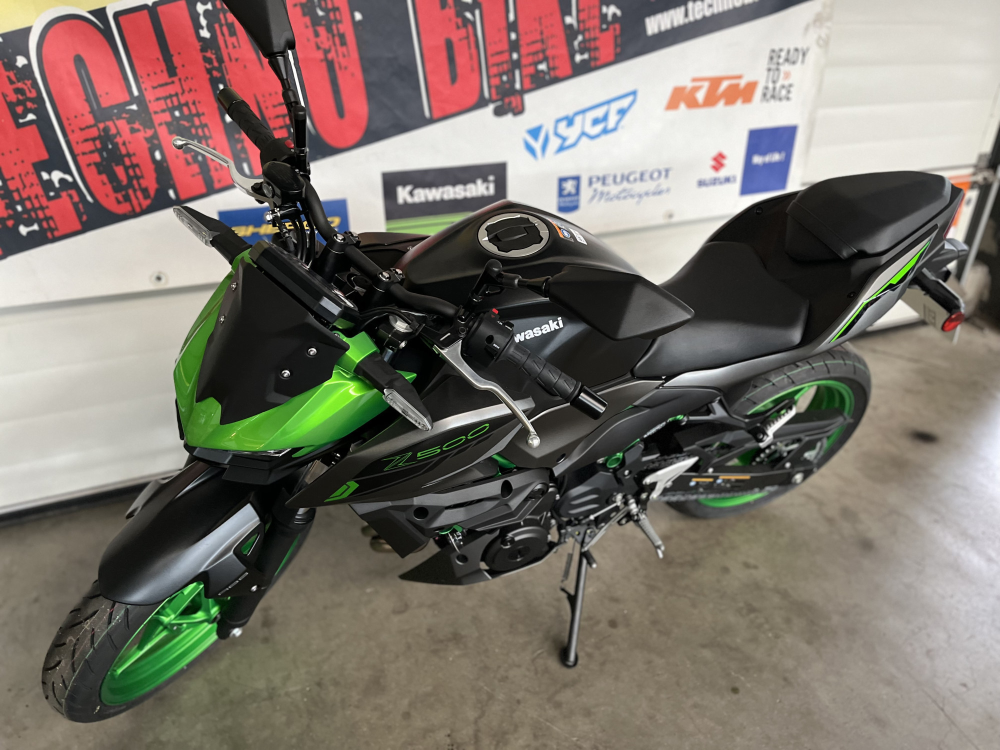 photo de KAWASAKI Z 500 500 occasion de couleur  en vente à St Germain Laprade n°2