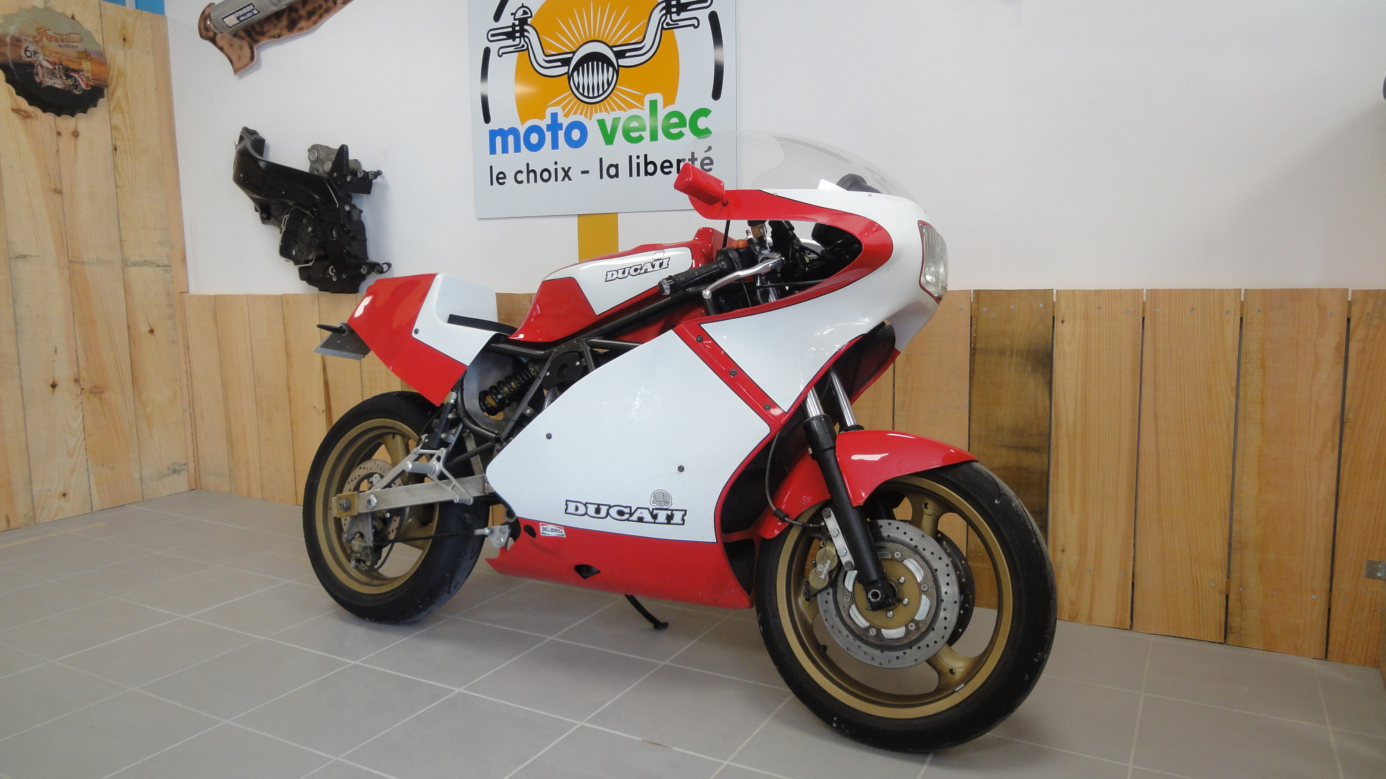 Annonce moto Ducati 750TT