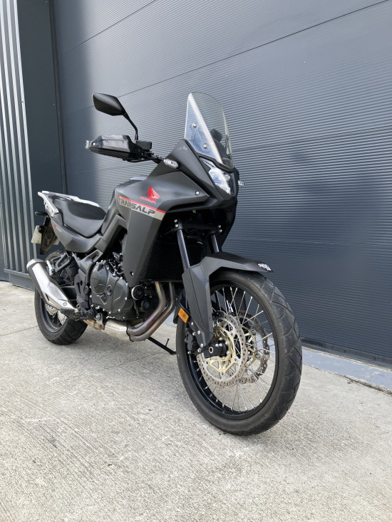 photo de HONDA TRANSALP 750 750 occasion de couleur  en vente   Fontenay Sur Eure