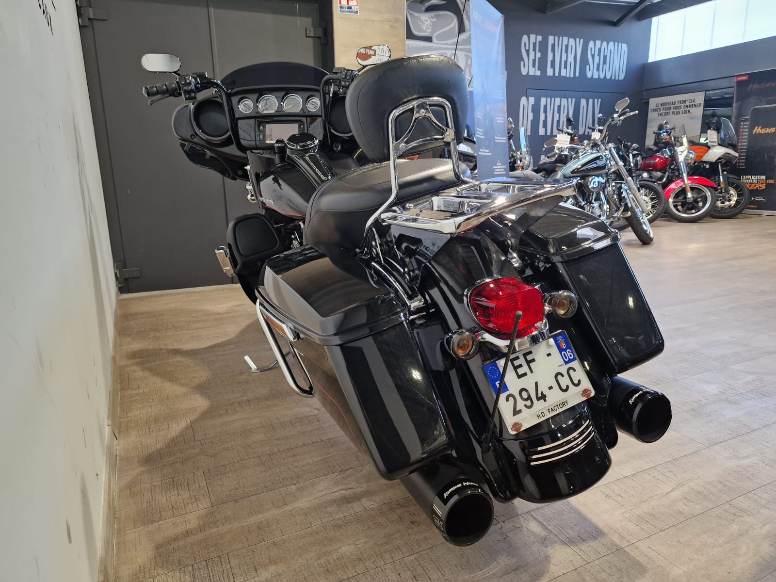 photo de HARLEY DAVIDSON TOURING ELECTRA GLIDE 1745 ULTRA 1745 occasion de couleur  en vente à Begles n°1