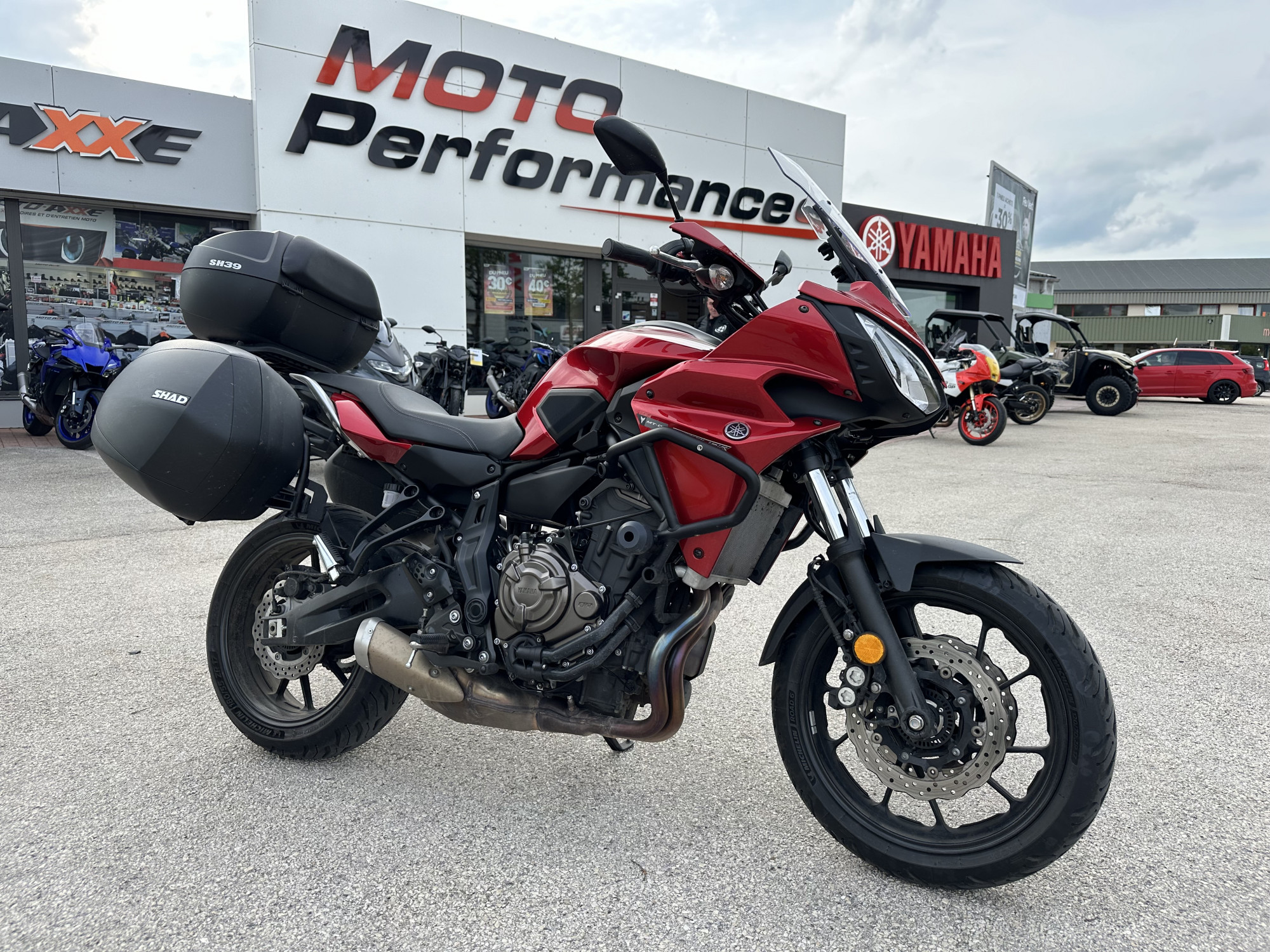 photo de YAMAHA TRACER 700 685 occasion de couleur  en vente à Pontarlier n°2