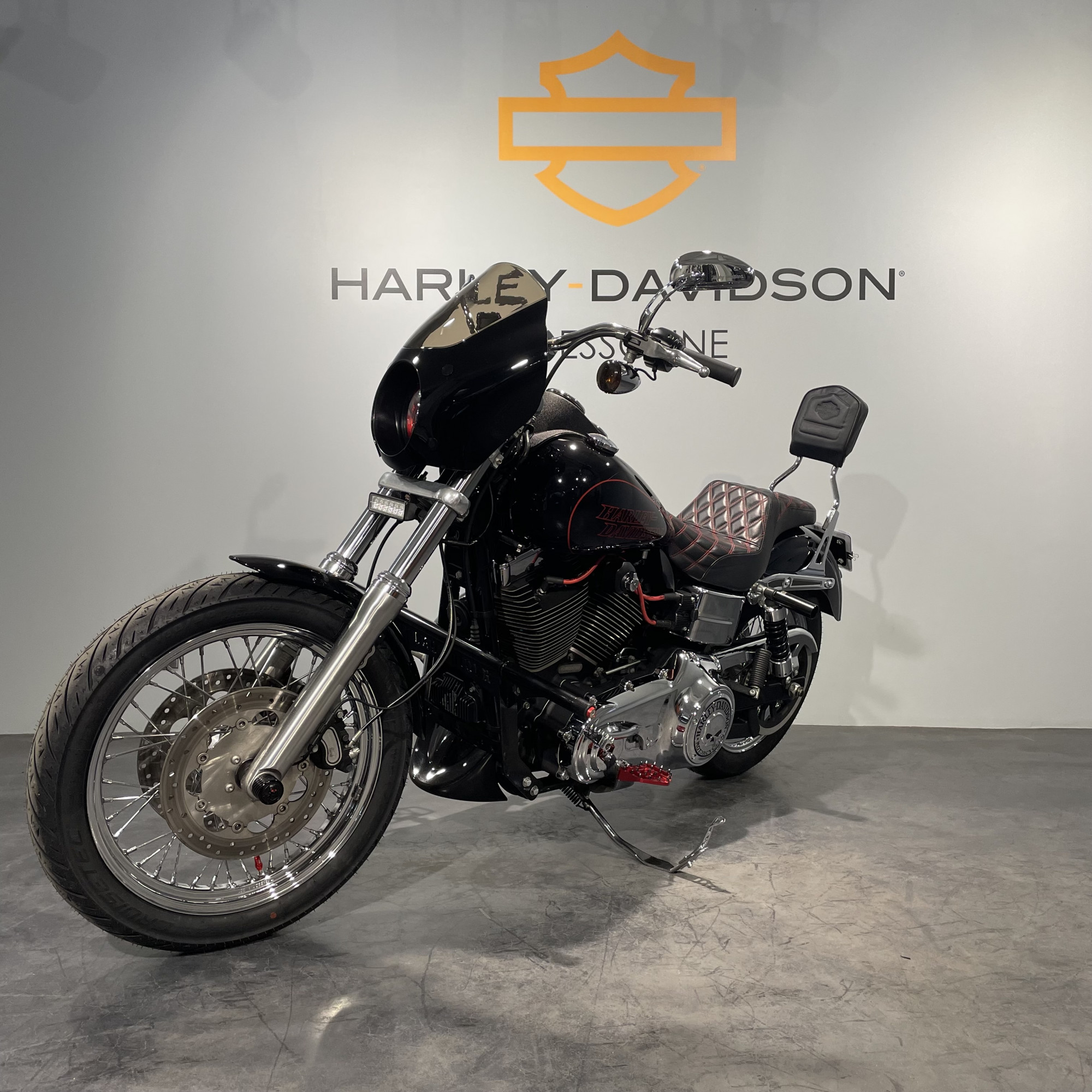 photo de HARLEY DAVIDSON DYNA LOW RIDER 1690 1690 occasion de couleur  en vente à Ballainvilliers n°2