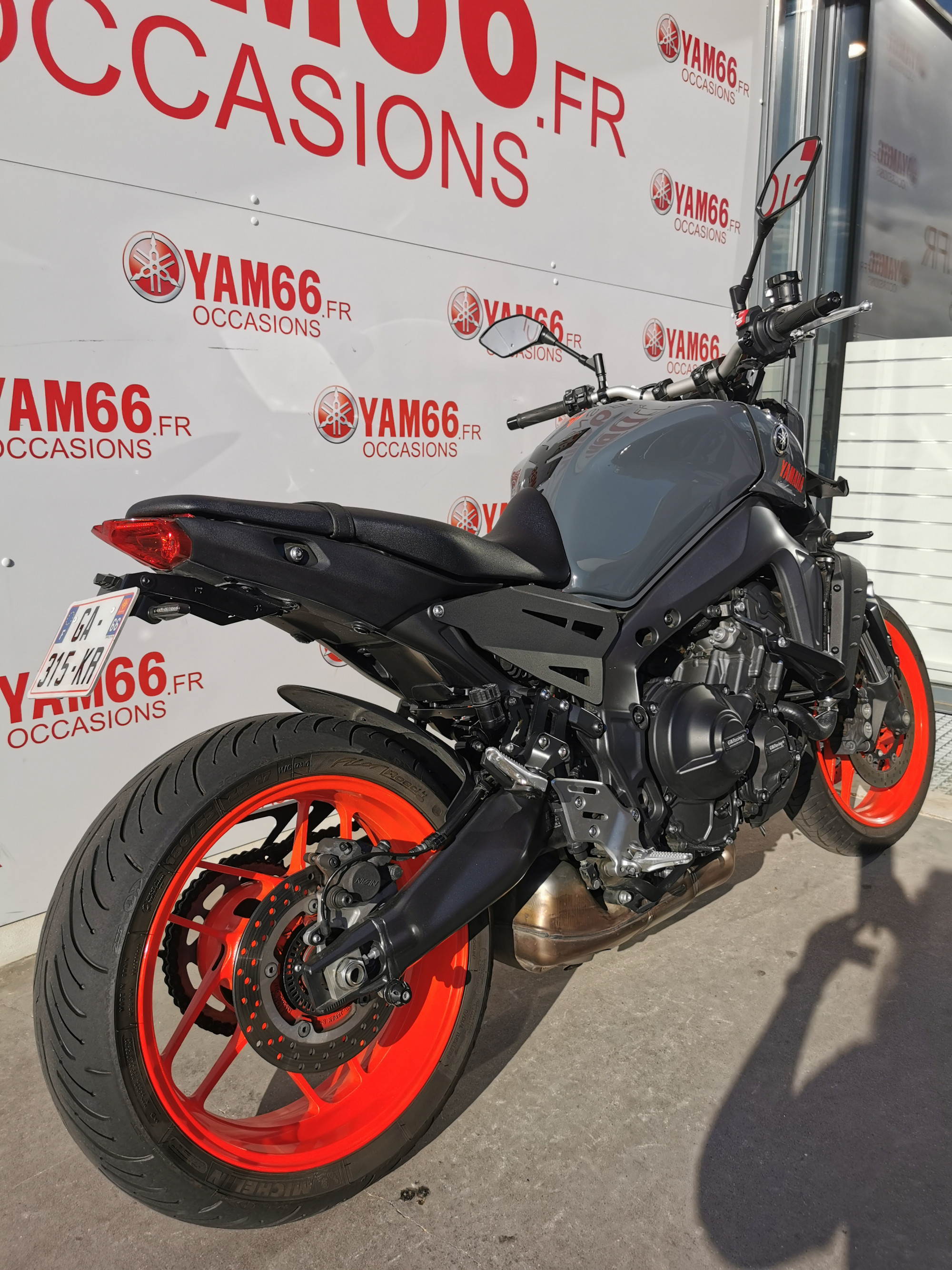 photo de YAMAHA MT-09 850 occasion de couleur  en vente à Perpignan n°2